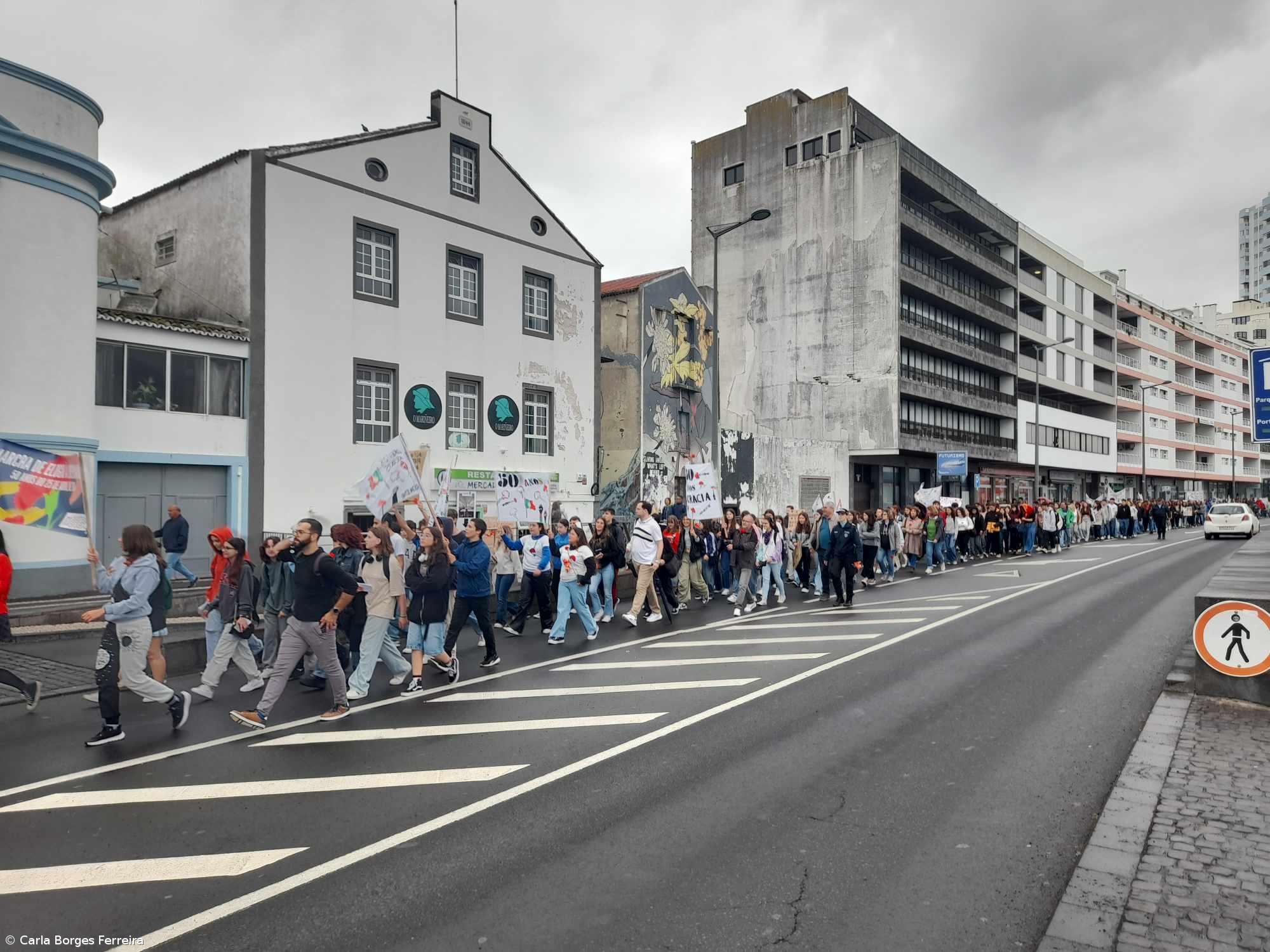 Marcha de Elogio à Liberdade da ESAQ juntou 600 pessoas – Imagem 2