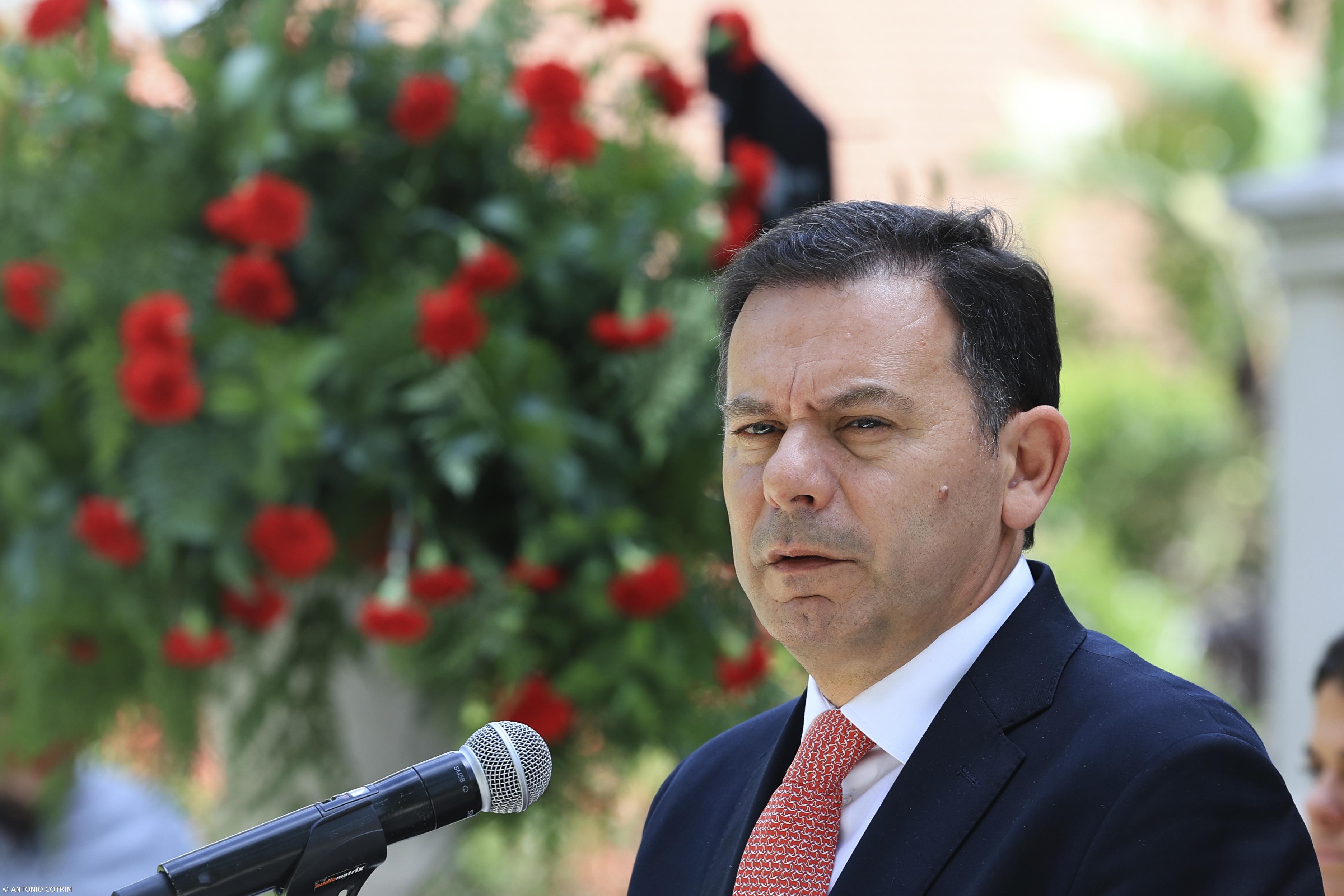 Montenegro quer que 50 anos marquem “ponto de viragem” na retenção de talento dos jovens – Imagem 1