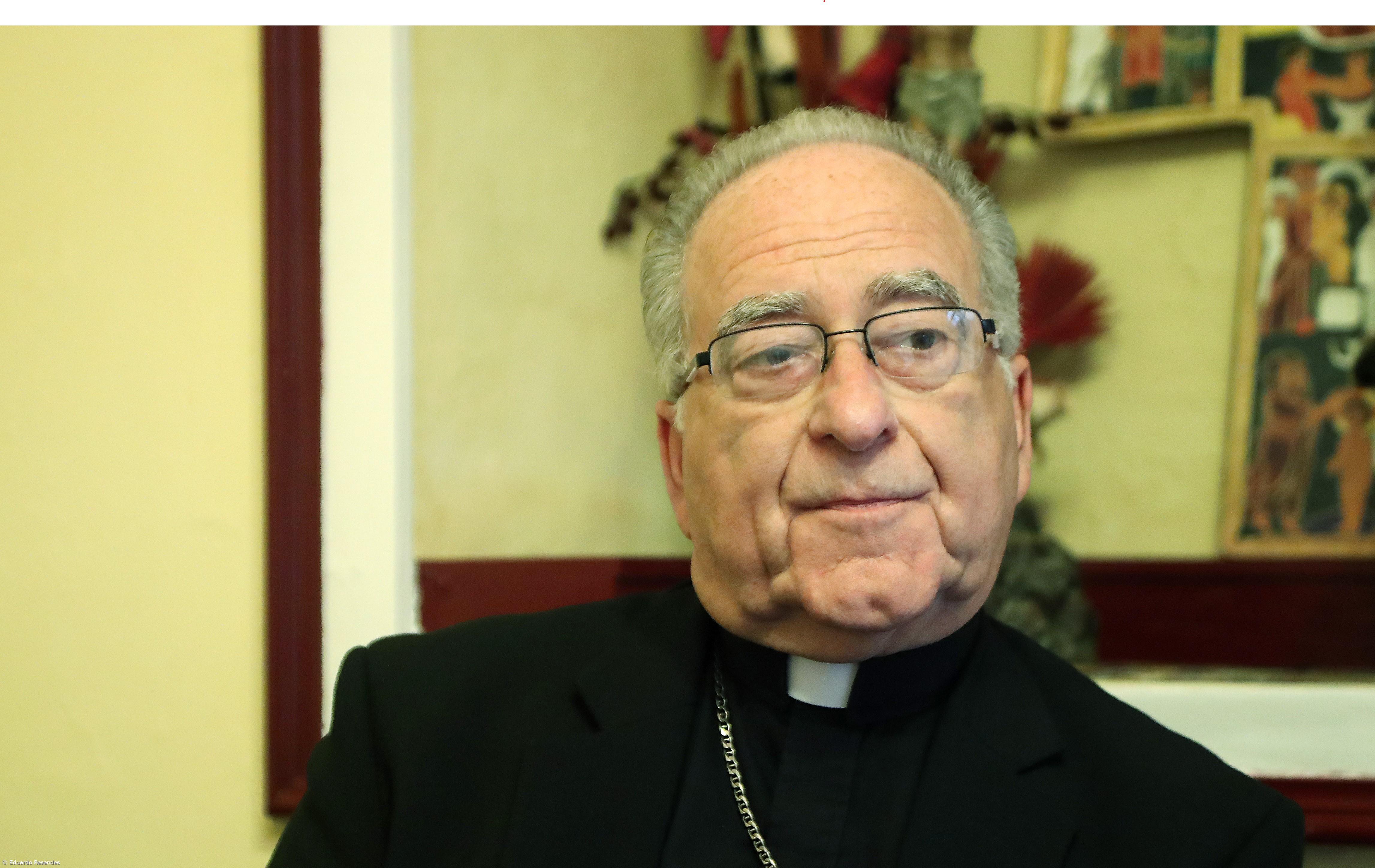 “Esta procissão  não é uma Parada  e tem um nível  de devoção que  nós não vemos  nos Estados Unidos” – Imagem 1