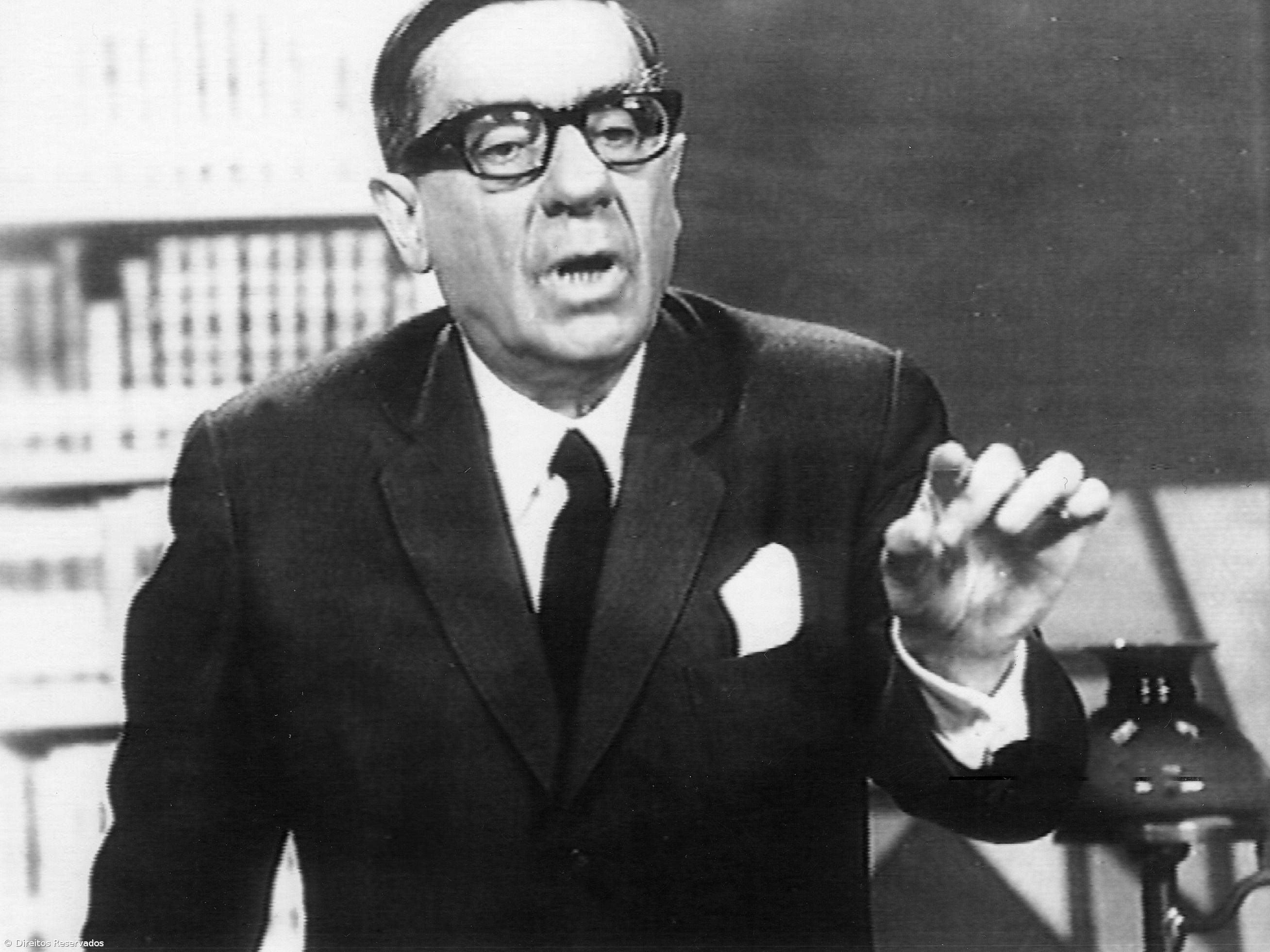 Grémio das Nove sobre Vitorino Nemésio – Imagem 1