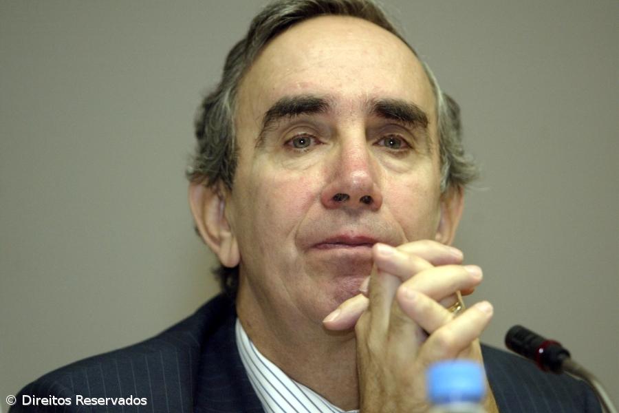 Recandidatura de César em 2012 contraria espírito da lei – Imagem 1