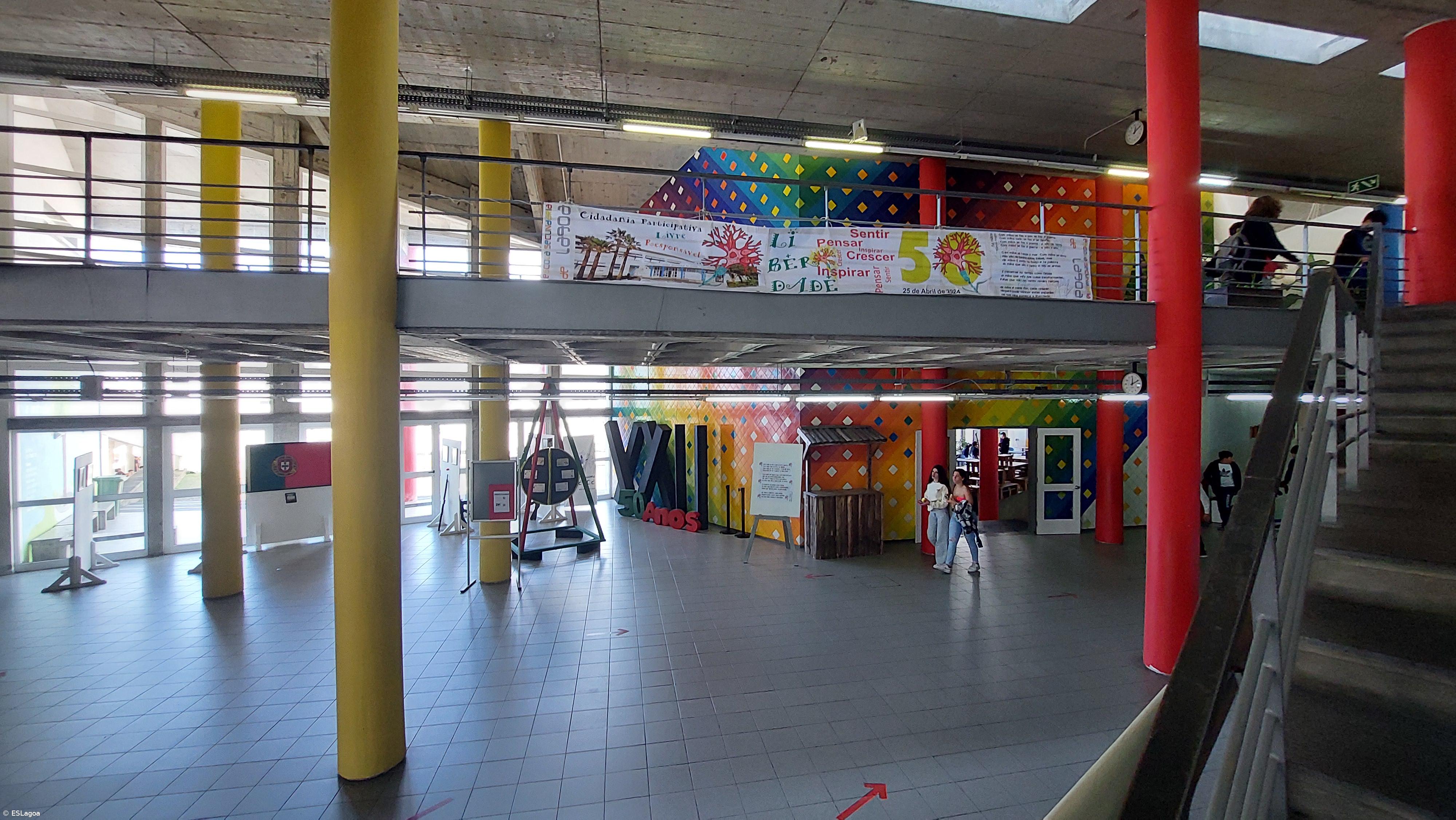 Exposições envolvem a comunidade educativa – Imagem 10