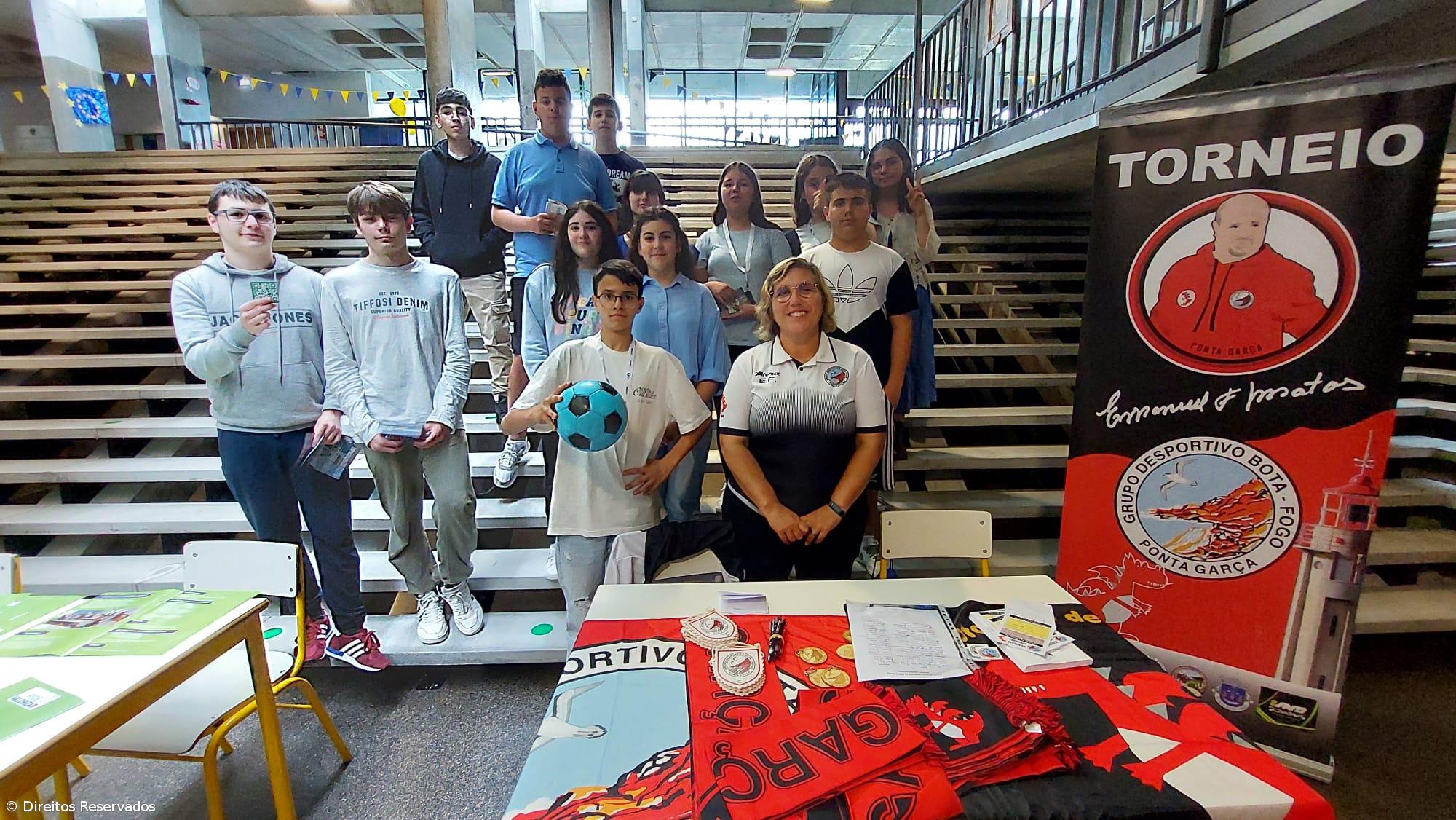 Feira da Empregabilidade, Formação e Educação na EBI de Ponta Garça – Imagem 4