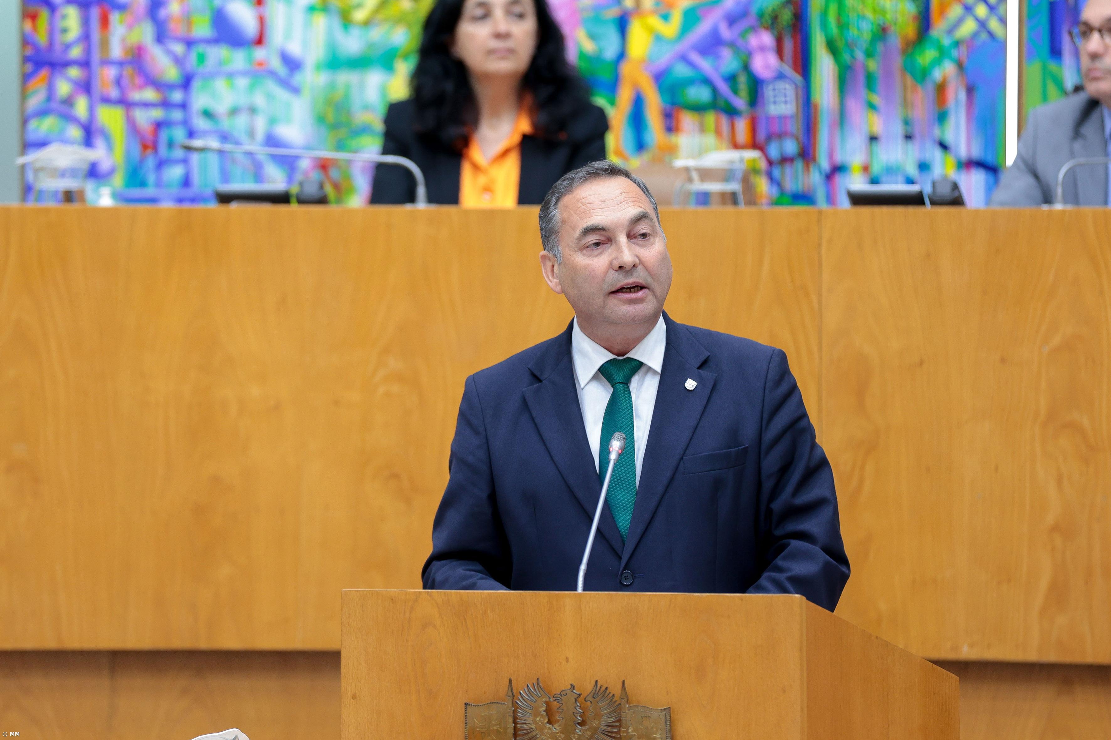 Governo dos Açores apoia produtores agropecuários na aquisição de alimento – Imagem 1