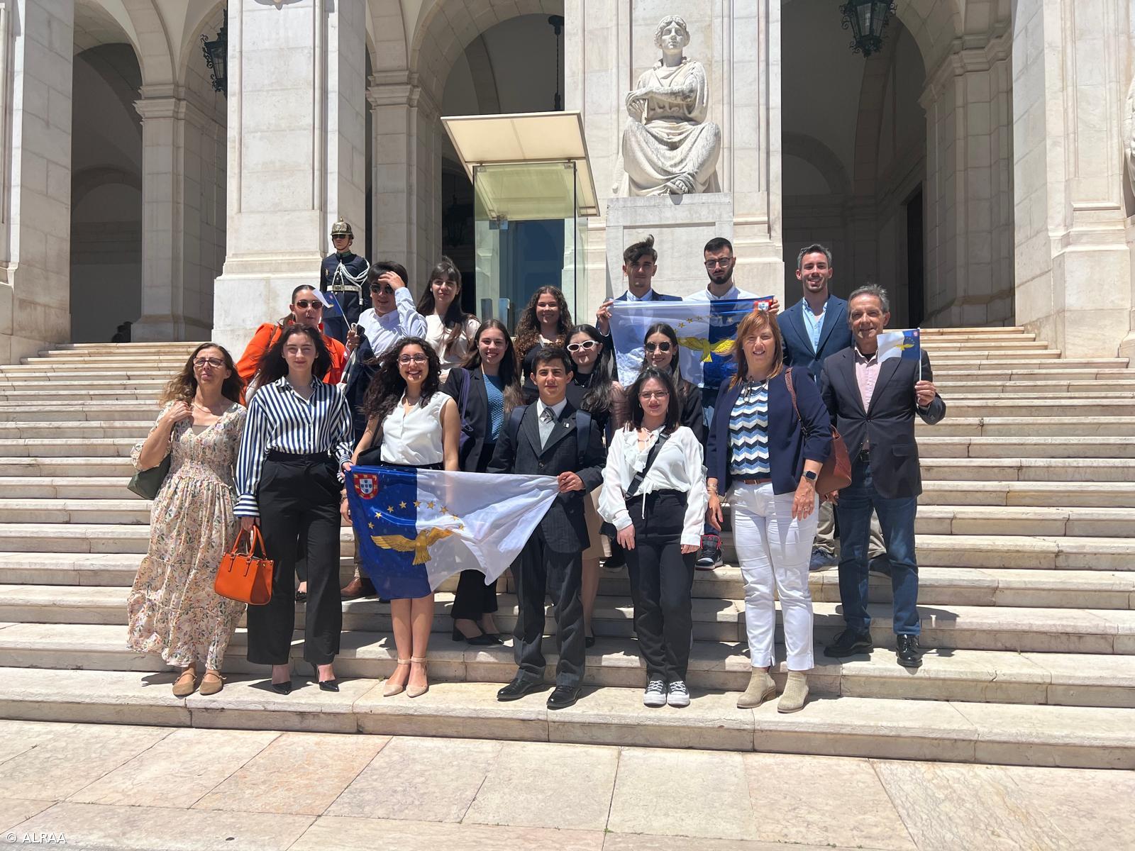 Luís Garcia congratula prestação dos Açores na sessão nacional do Parlamento dos Jovens – Imagem 1