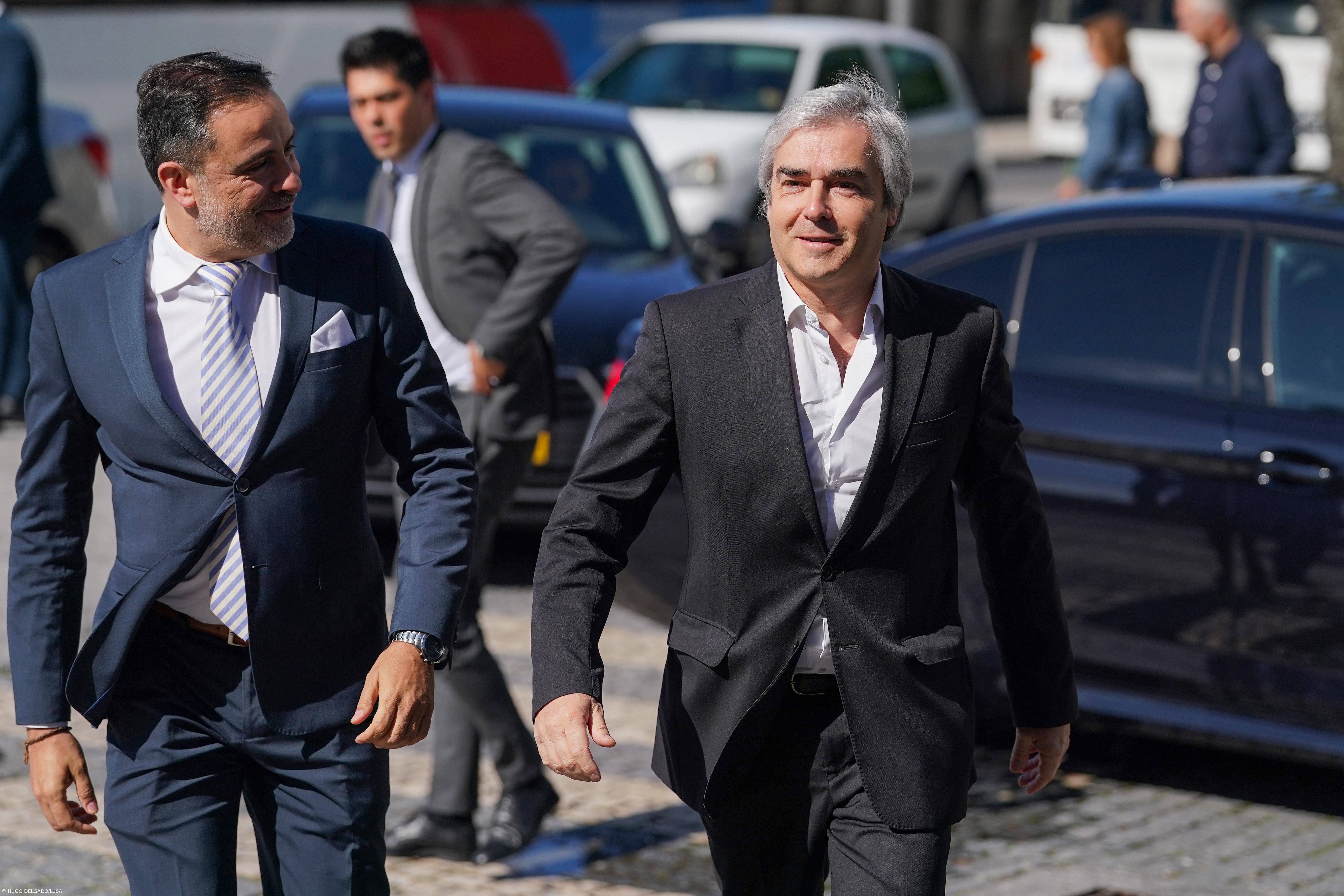 Ministro da Defesa português diz que buscas no PE testam robustez da instituição – Imagem 1