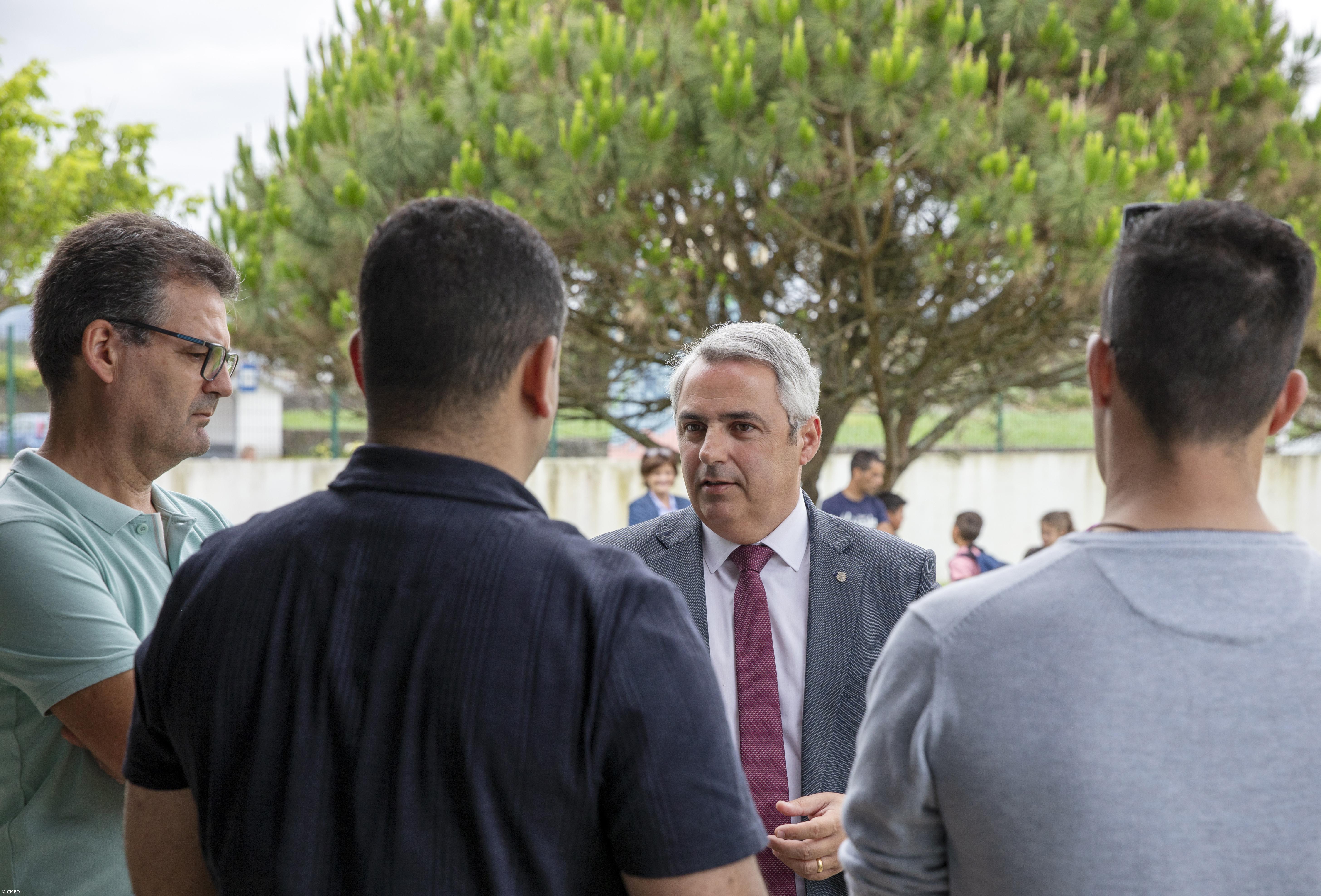 Obras da escola dos Fenais da Luz arrancam em julho – Imagem 1
