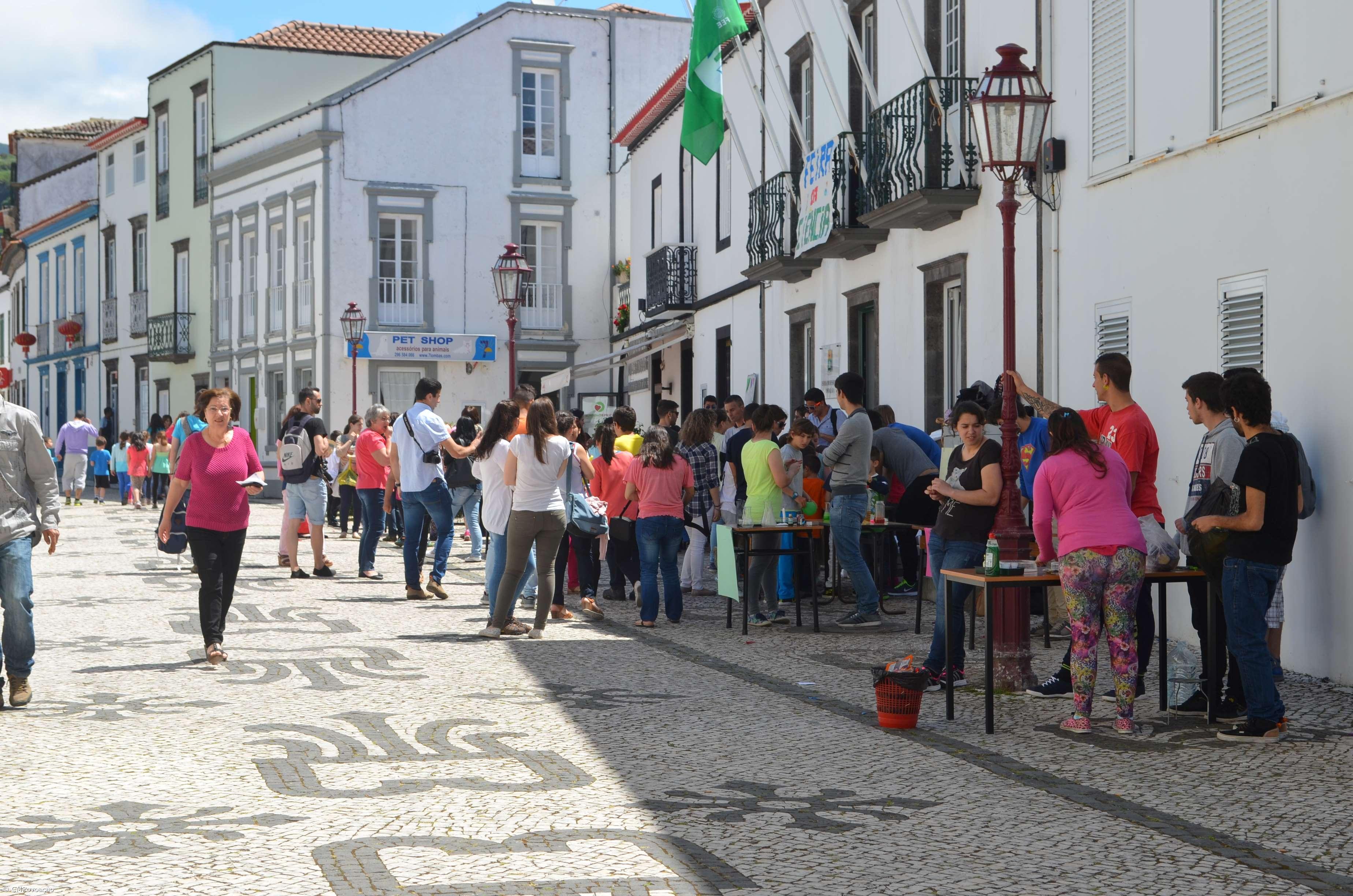 Escola Profissional da Povoação entrega diplomas a formandos  – Imagem 1