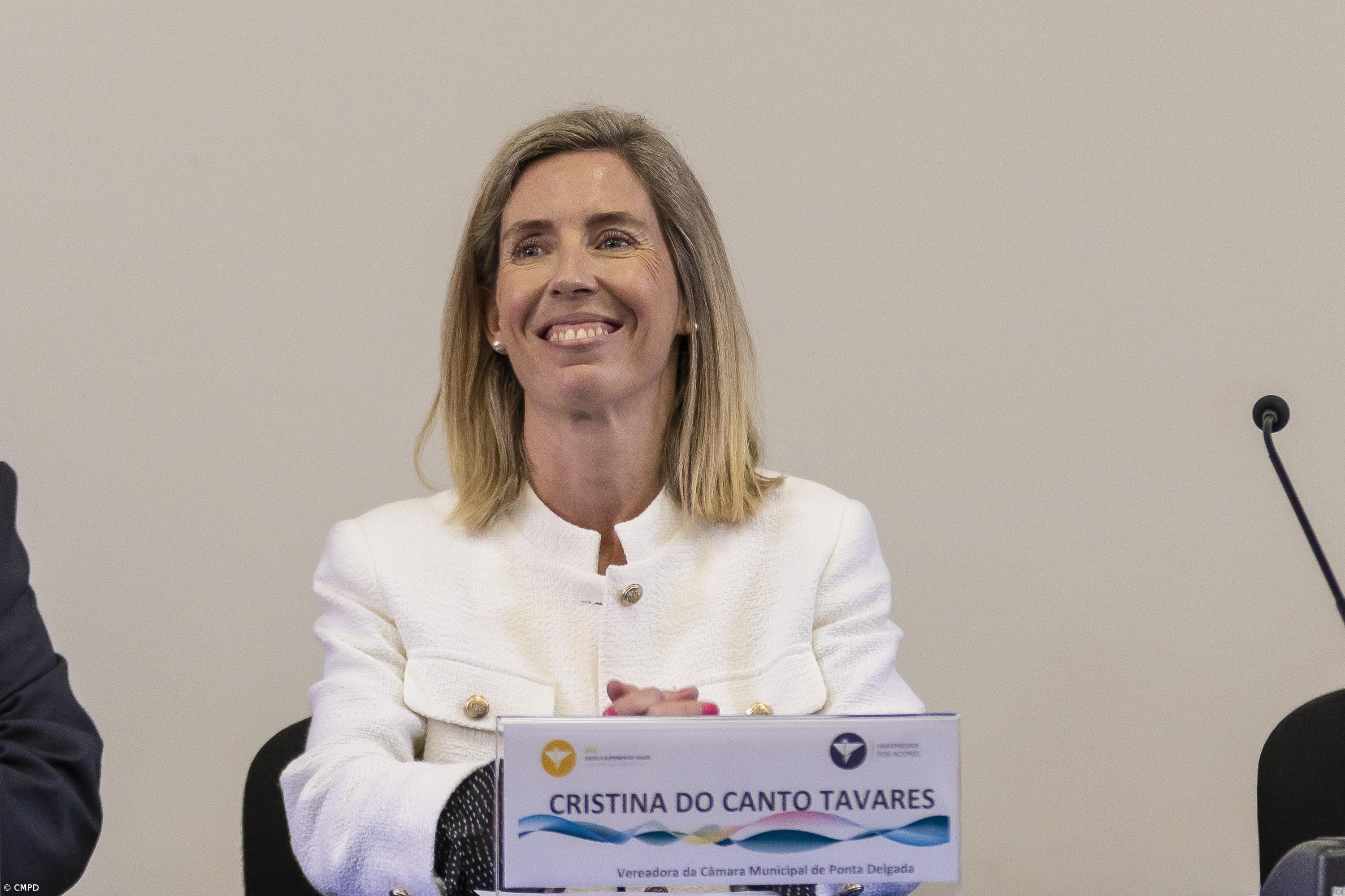 Câmara de Ponta Delgada apoia 328 alunos com bolsas universitárias  – Imagem 1