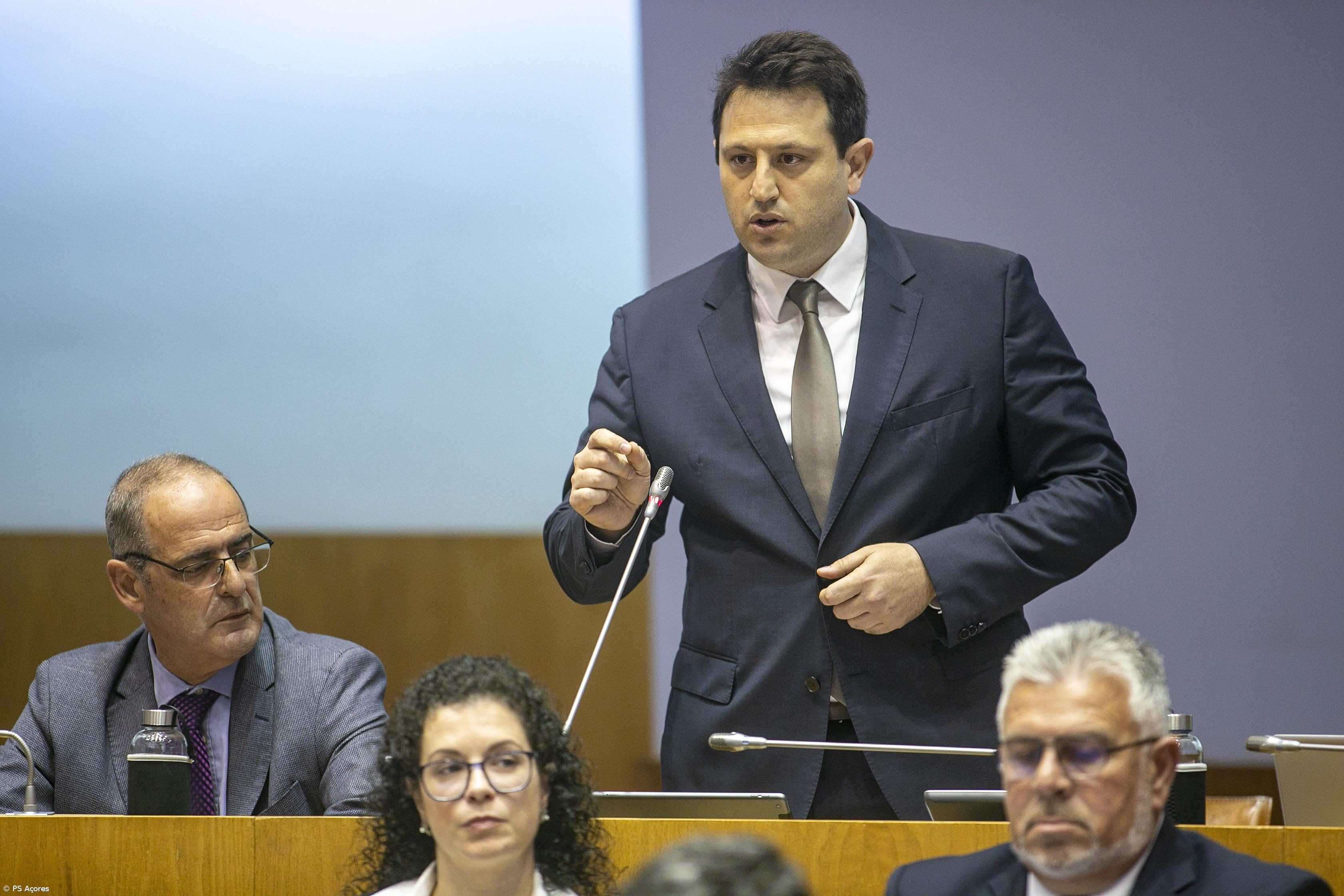 PS critica demora de oito meses na limpeza de estrada onde houve derrocada na Terceira – Imagem 1