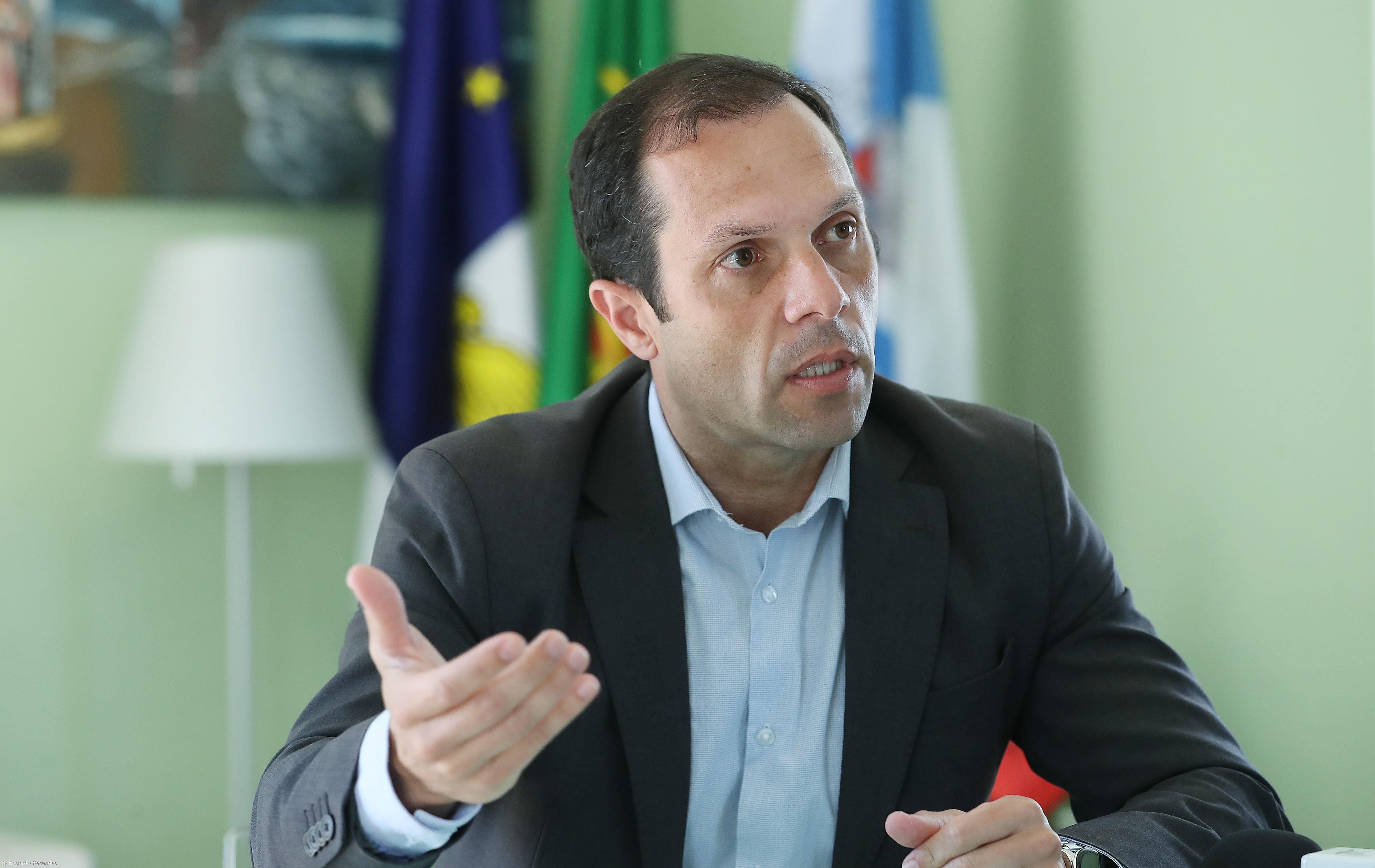 Autarquias querem grupo de trabalho para a descentralização – Imagem 1