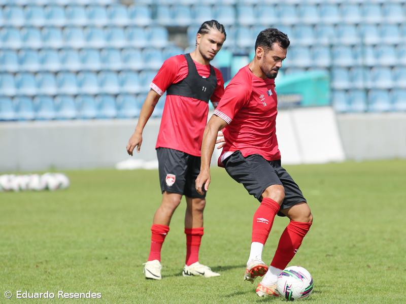 Santa Clara regressa aos treinos com 25 jogadores incluindo os três reforços – Imagem 2