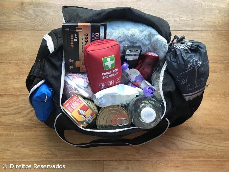 Terceirenses acautelam-se com kits de emergência – Imagem 1