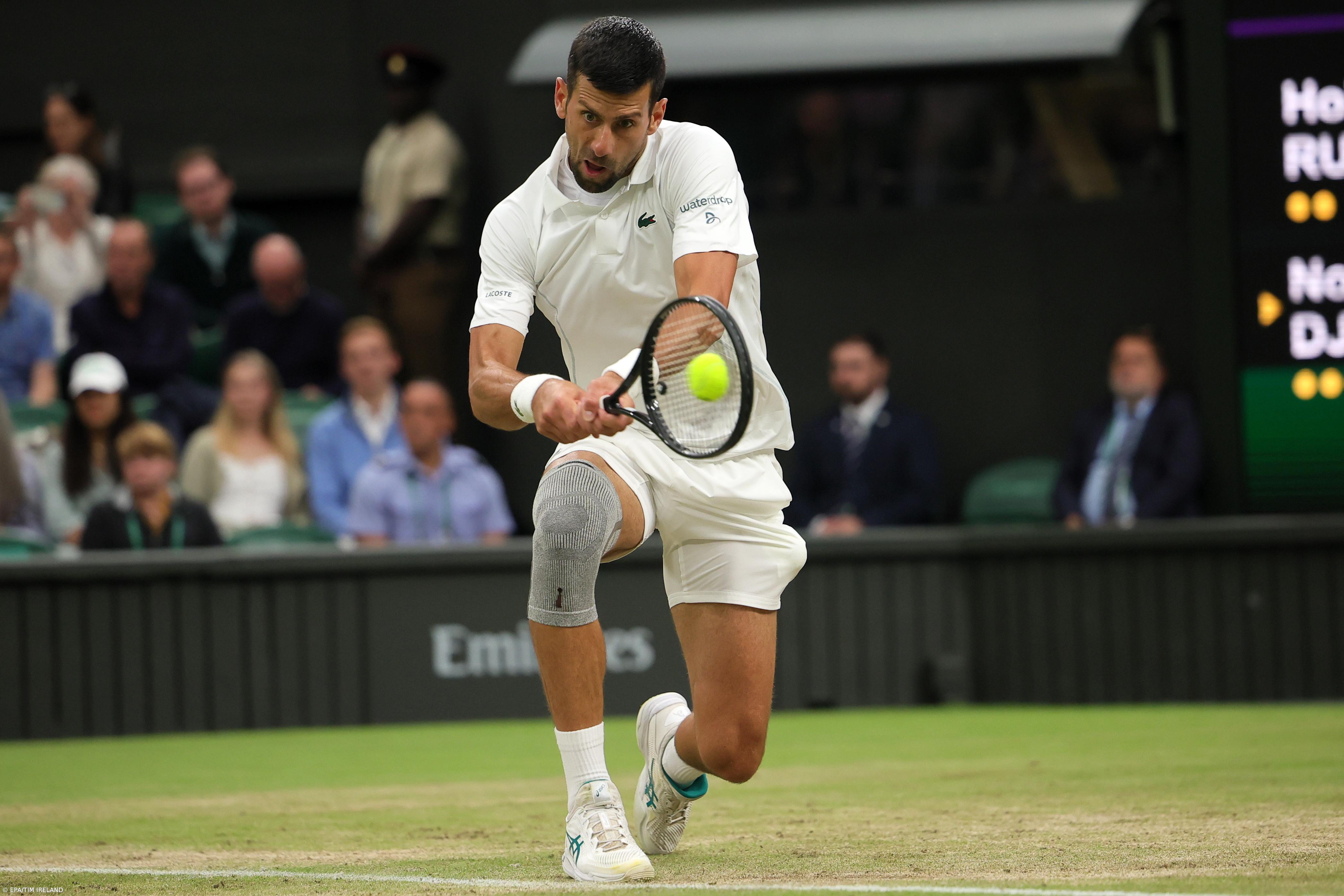 Djokovic ruma aos quartos de final, Zverev eliminado – Imagem 1