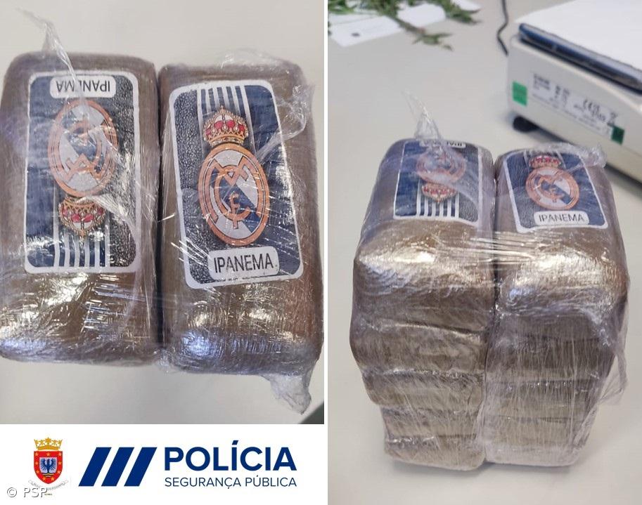 Mais de 1 kg de haxixe apreendido e três suspeitos de tráfico detidos na Lagoa – Imagem 1