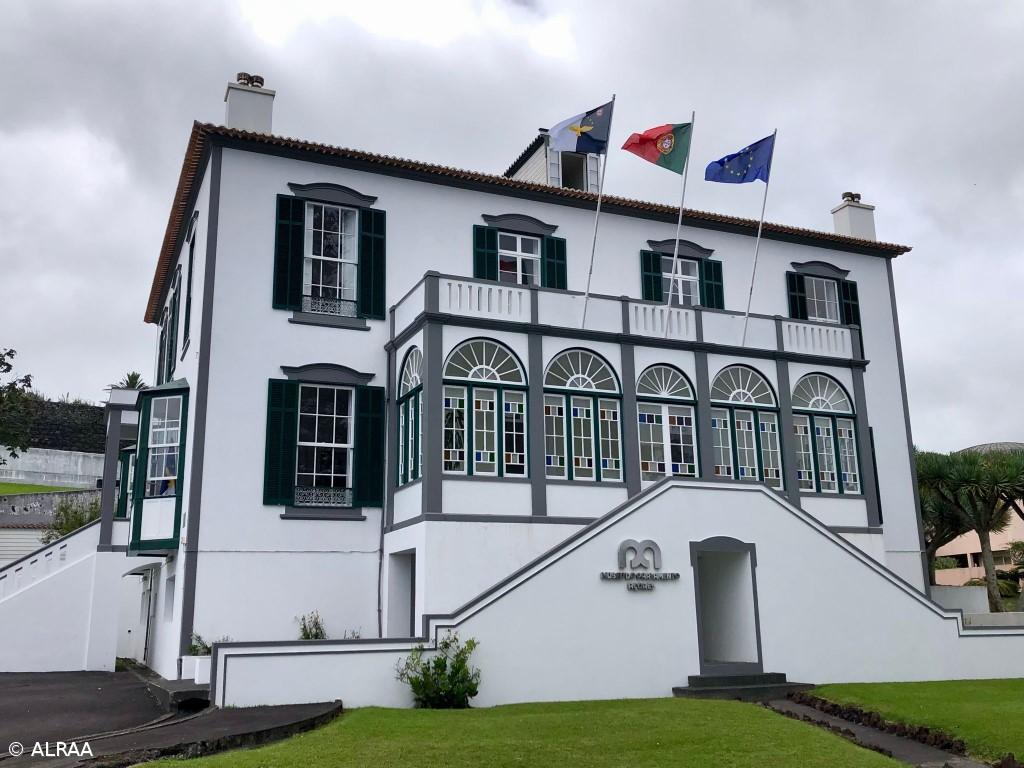 Museu do parlamento dos Açores recebeu 1.500 visitantes num ano – Imagem 1