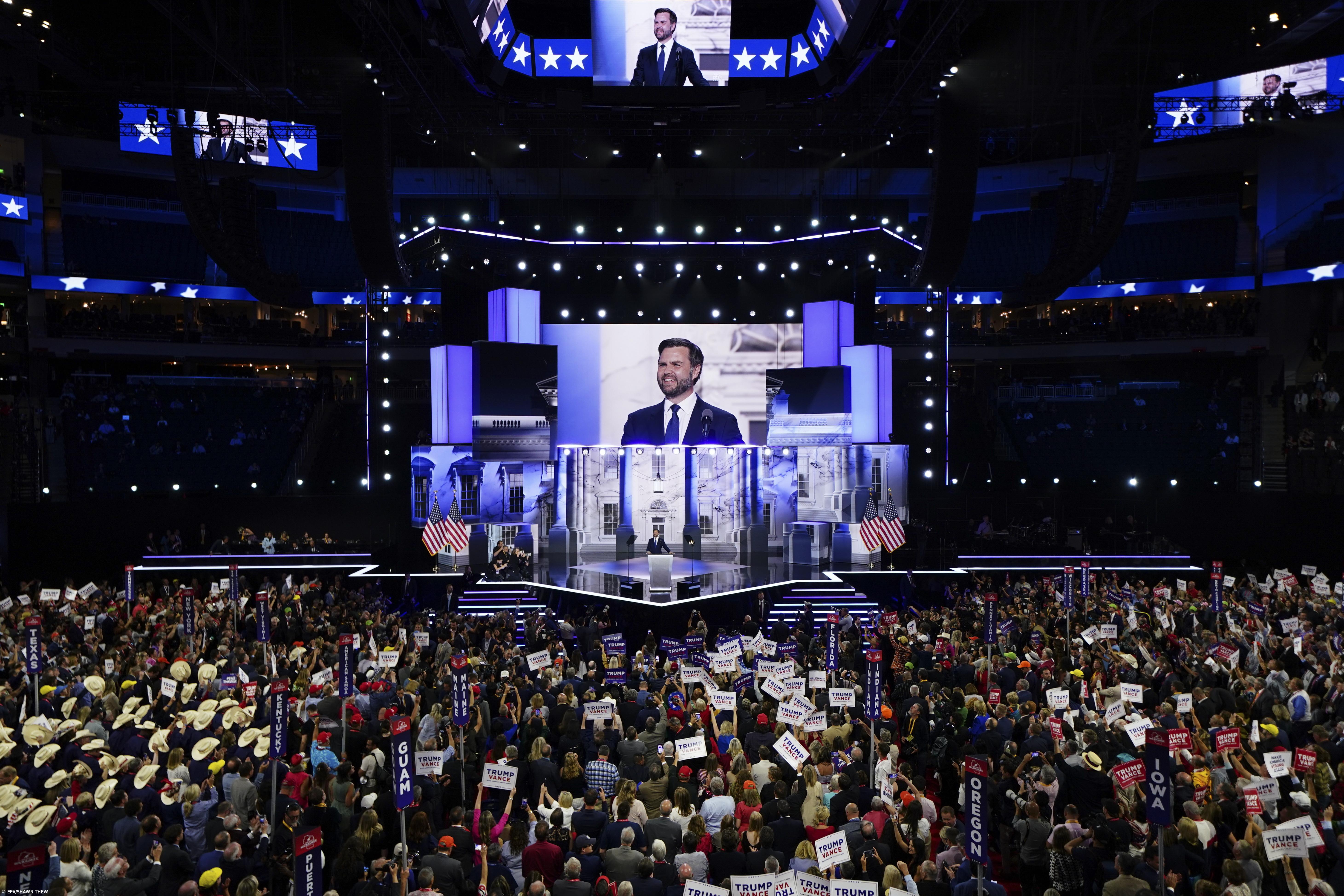 Vance aceita formalmente nomeação para vice-presidente dos EUA  – Imagem 1