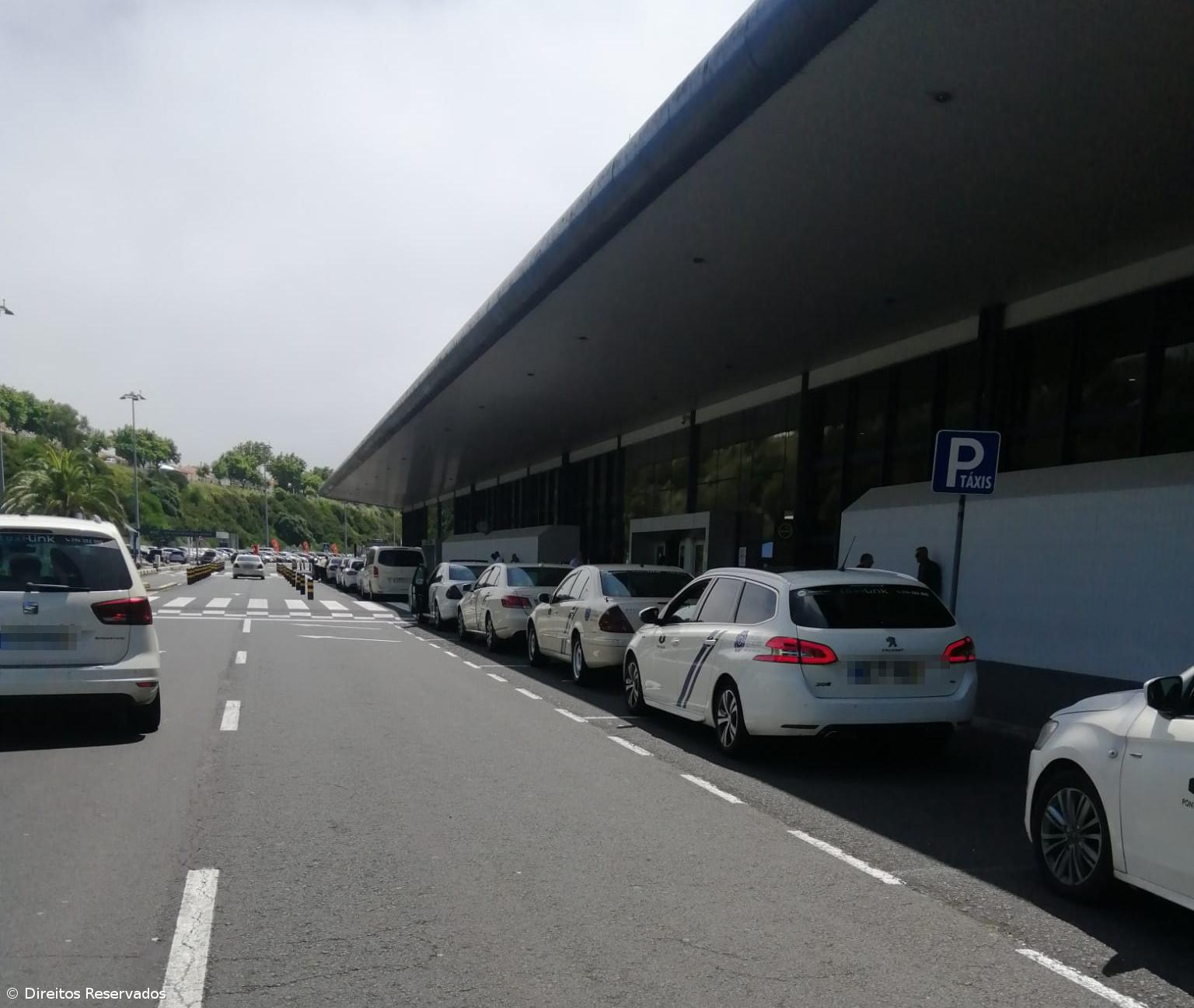 Taxistas dizem estar a ser perseguidos pela IL/Açores – Imagem 1