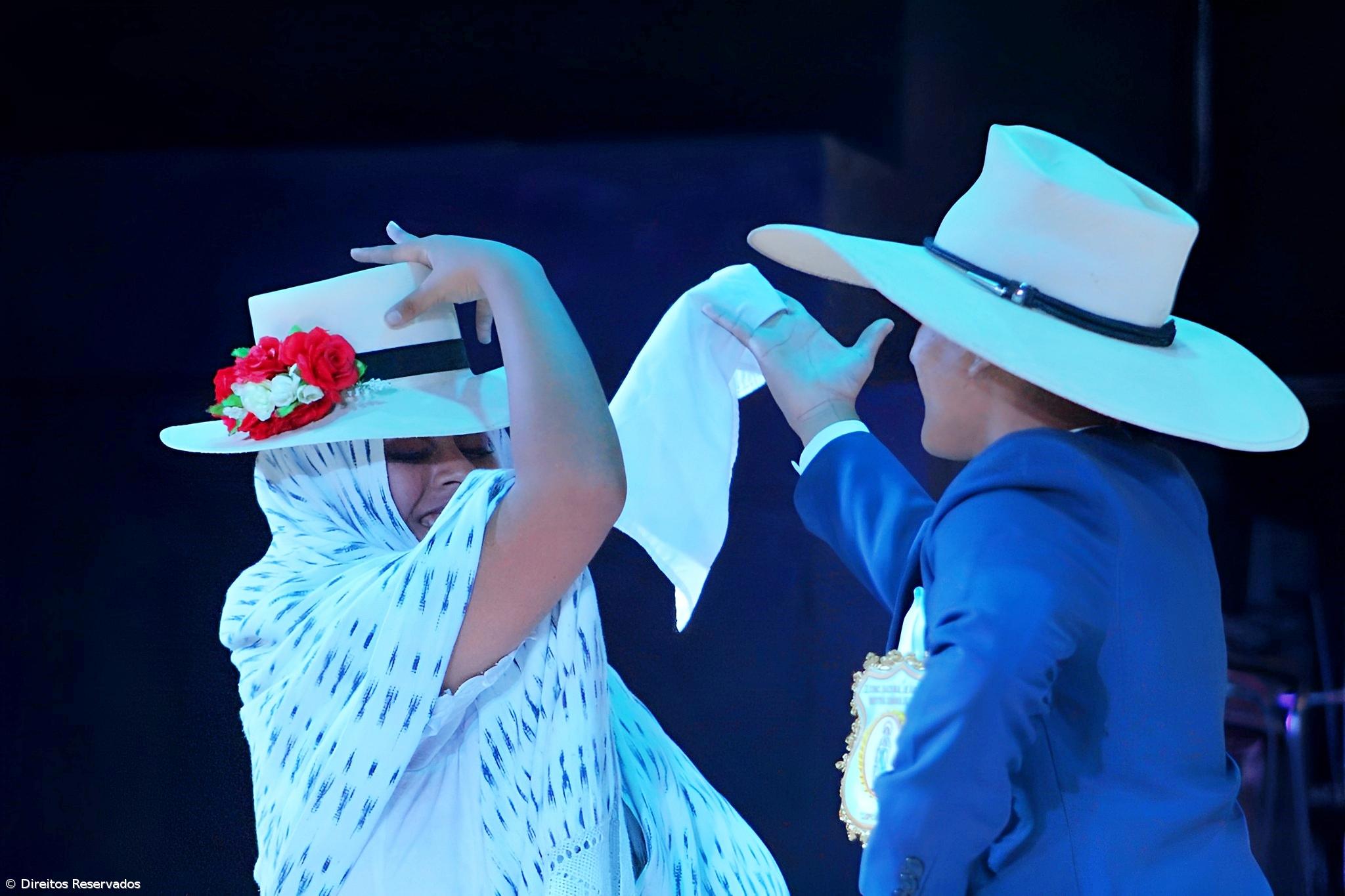 Representantes do Chile e Peru no Festival de Folclore do Porto Formoso – Imagem 1