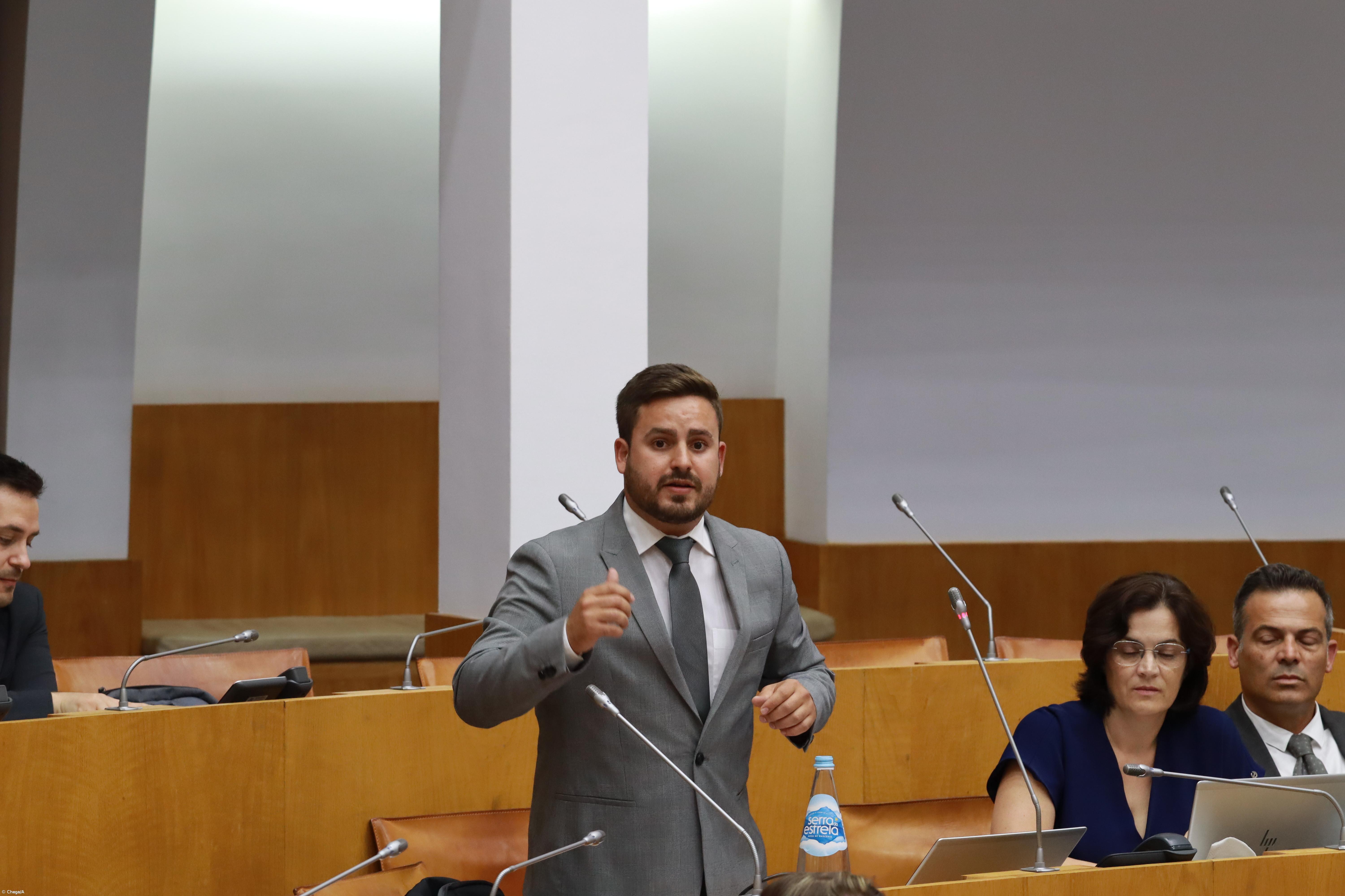 Deputado do Chega Açores apanhado com 2,25 g/l de álcool no sangue – Imagem 1