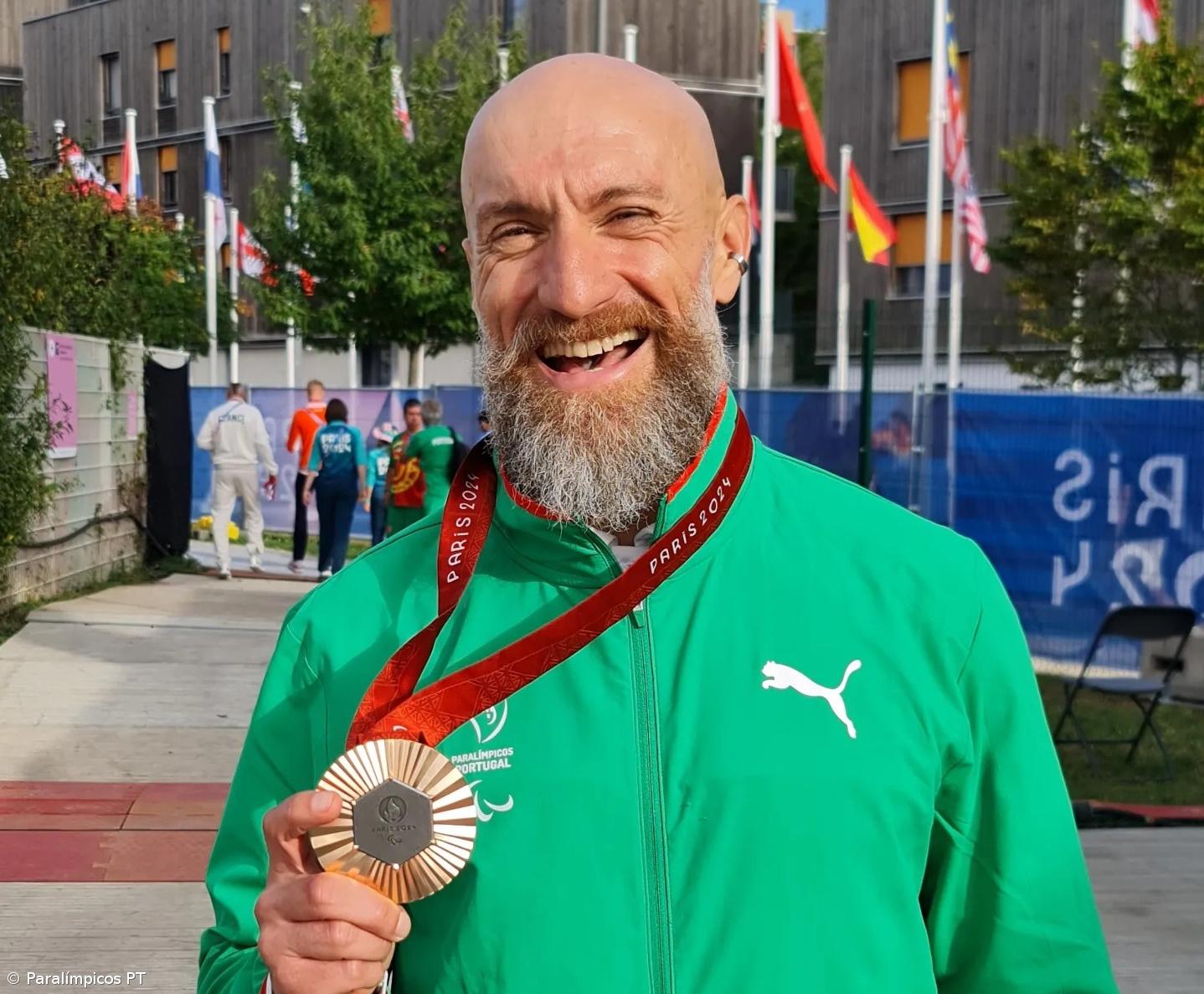 Ciclista Luís Costa "frustrado e desanimado" com perda de bronze paralímpico – Imagem 1