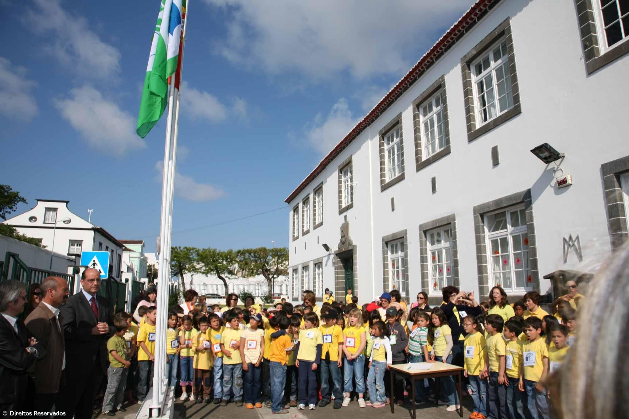 Berta Cabral inaugura obras em escola – Imagem 1