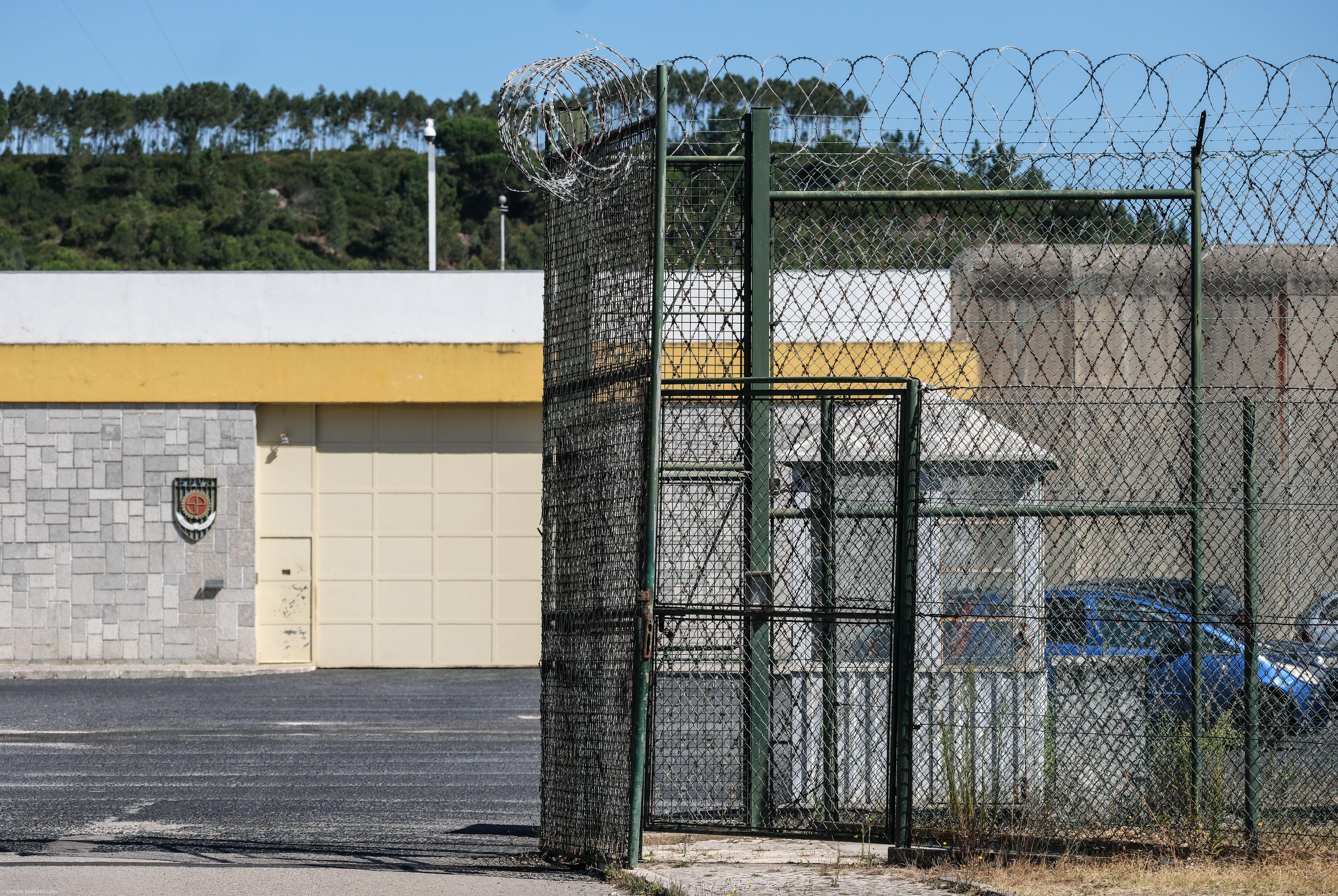 Advogado de dois dos evadidos de Vale de Judeus diz que famílias desconhecem paradeiro – Imagem 1