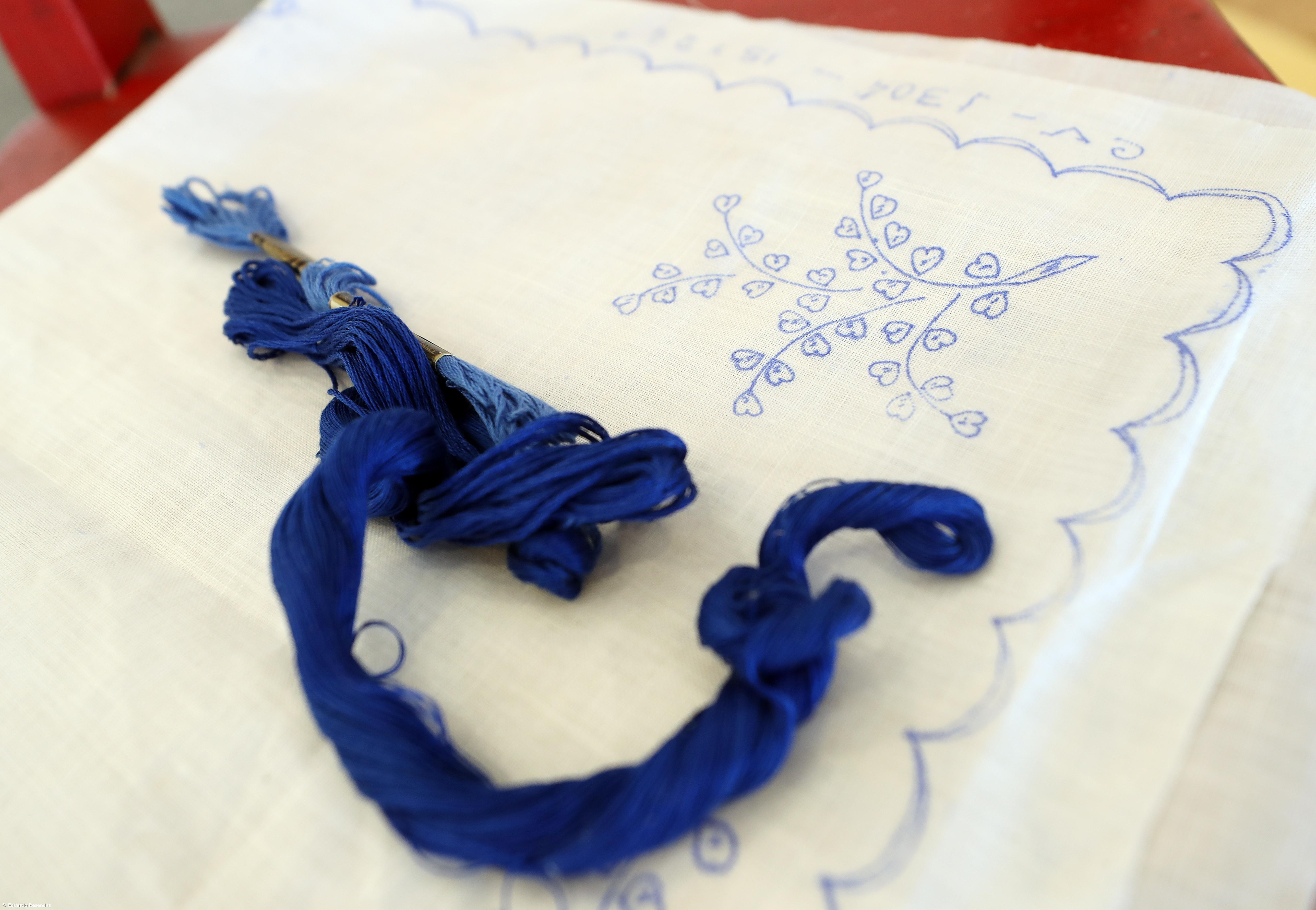 Atividade da Fábrica de Bordados Mário dos Reis Rodrigo em exposição – Imagem 2