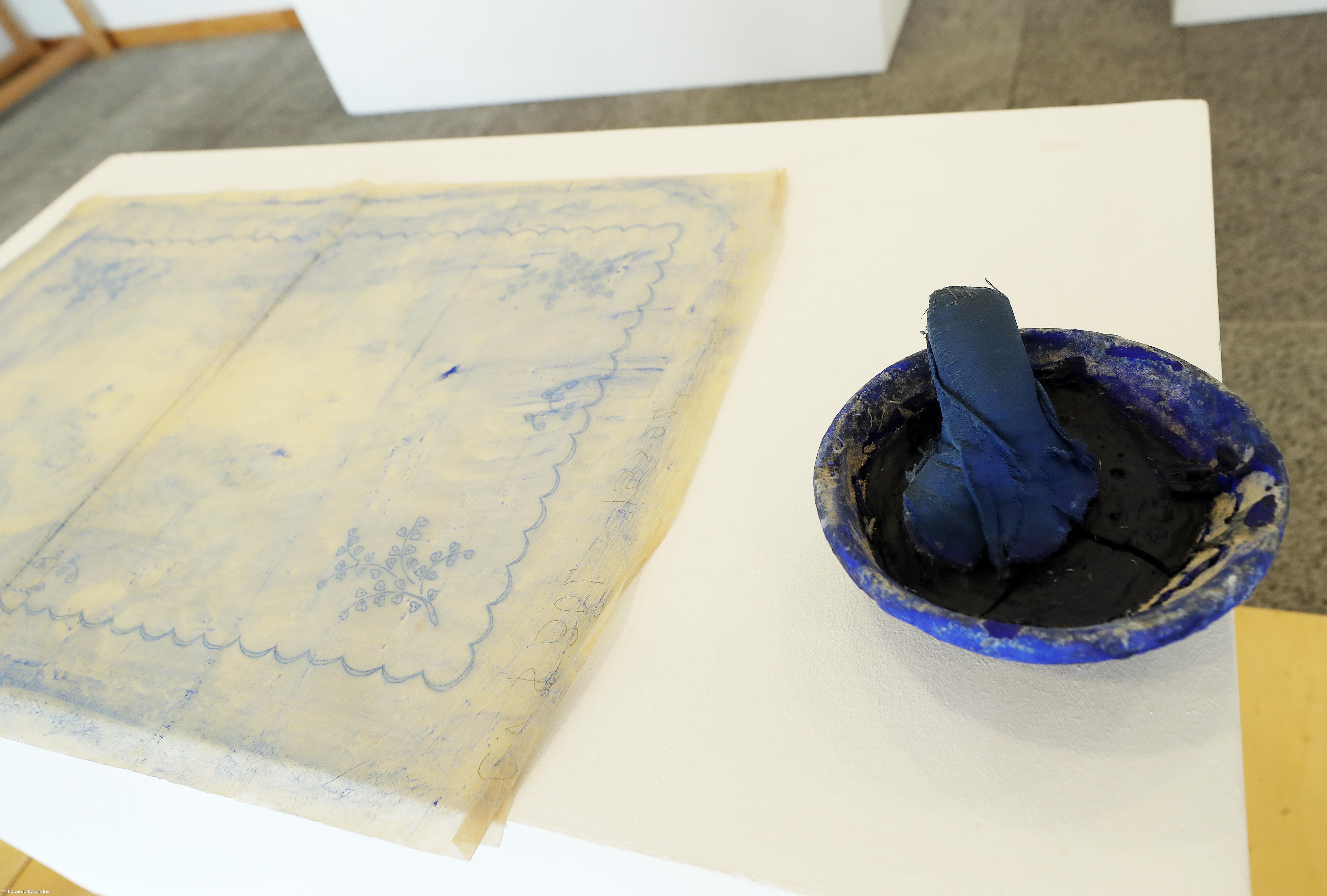 Atividade da Fábrica de Bordados Mário dos Reis Rodrigo em exposição – Imagem 3