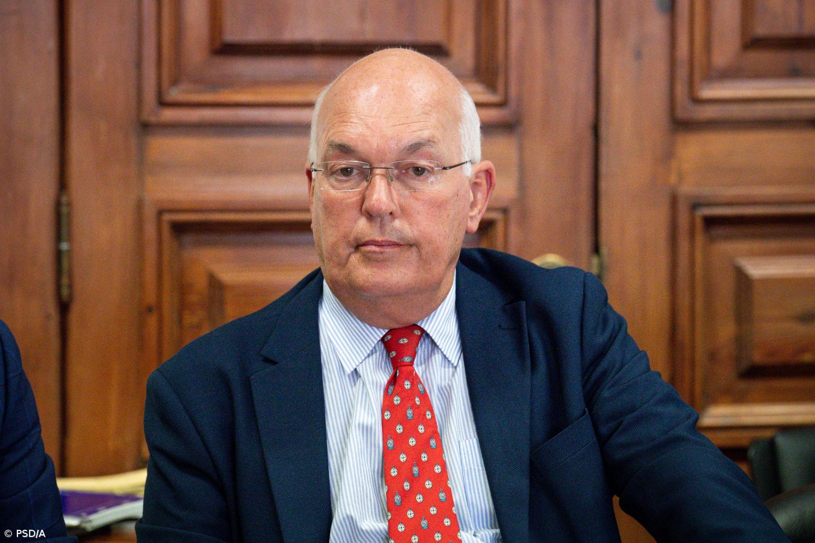 Francisco Pimentel defende revisão da estrutura salarial dos trabalhadores da base das Lajes – Imagem 1