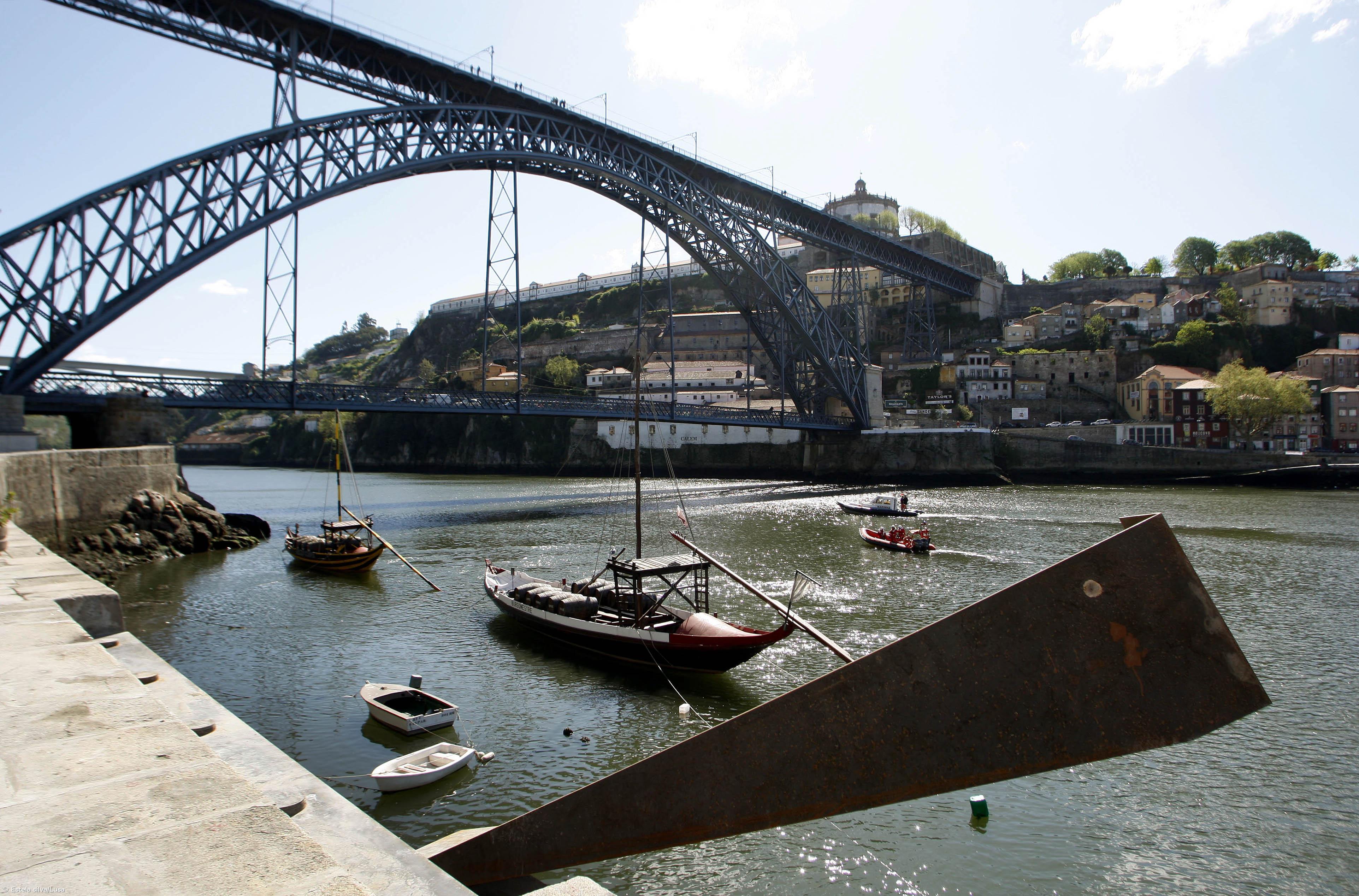 Polícias Municipais reúnem-se em vigília – Imagem 1