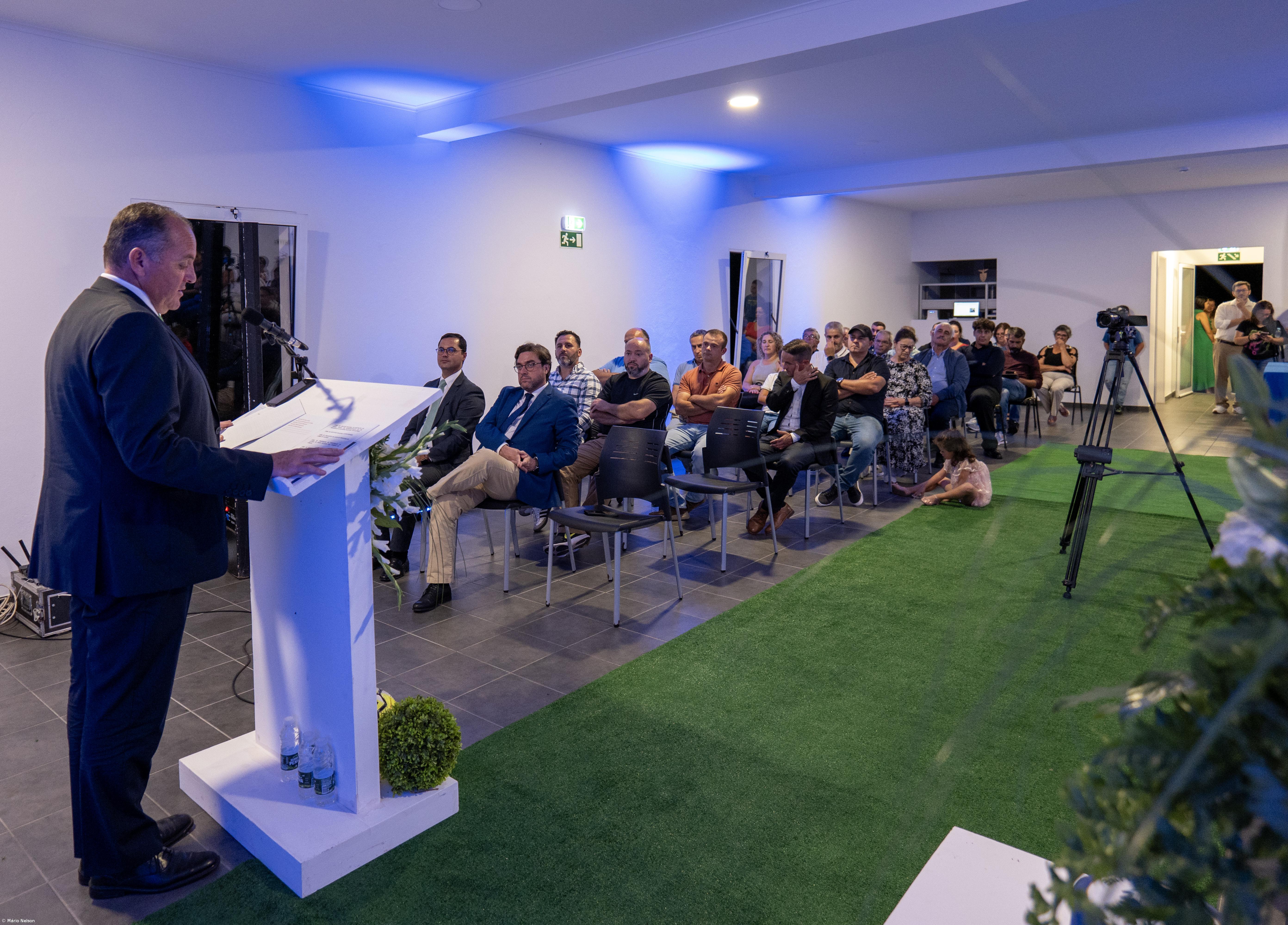 Fazenda homenageia campeões de 1995/1996 – Imagem 1