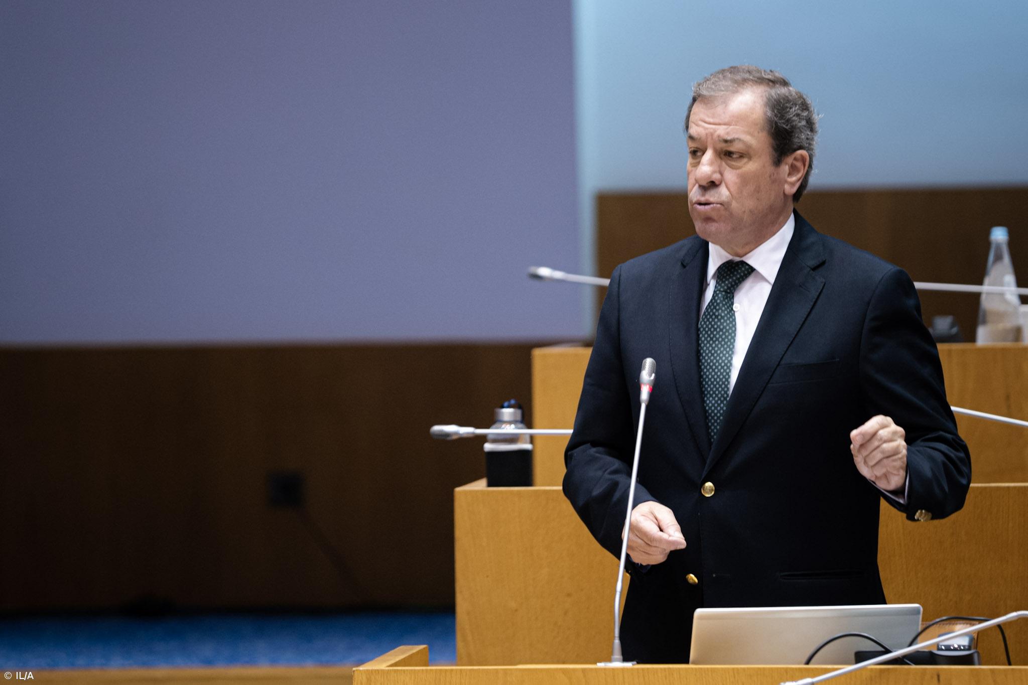 IL/Açores critica Governo Regional que “não é a solução para os problemas” da região – Imagem 1