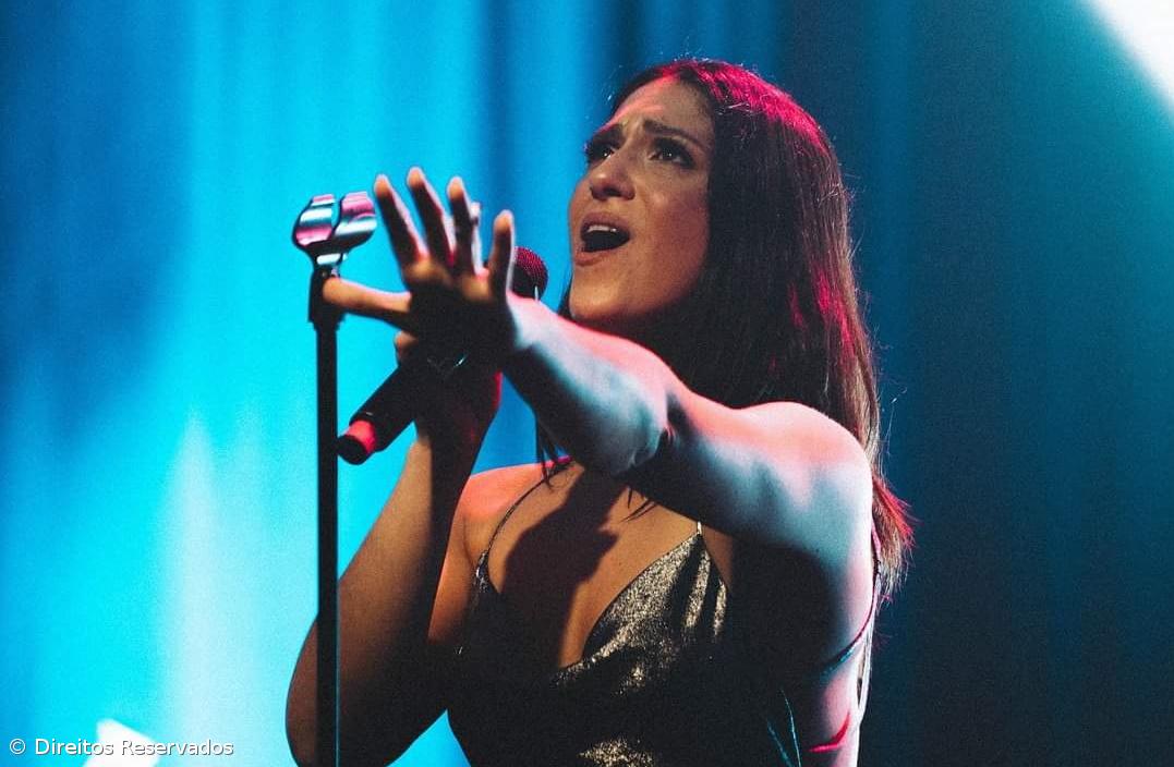 “Cantando e compondo, sou quem não consigo ser no dia a dia” – Imagem 1