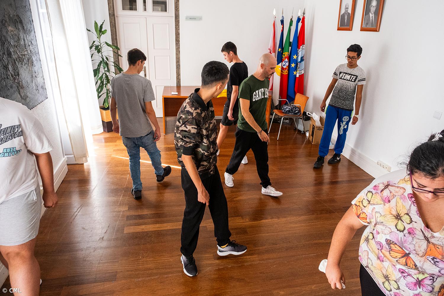 Lagoa promove projeto de intervenção teatral “Preocupa-me” – Imagem 1