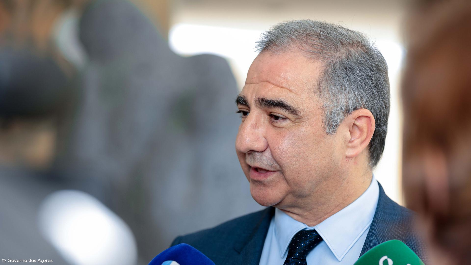 Líder do governo açoriano disponível para diálogo com PS sobre futuro da SATA – Imagem 1