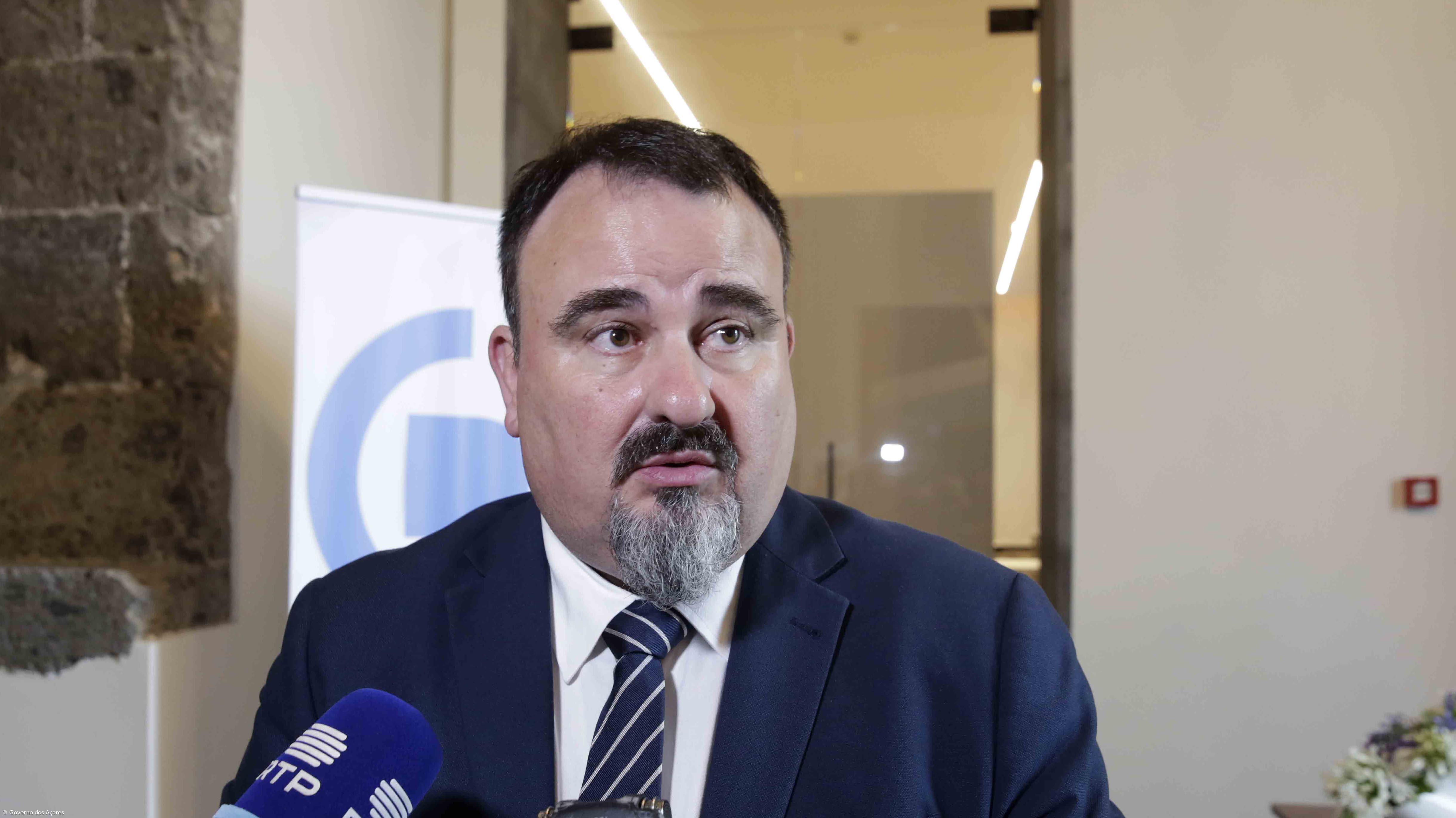 Paulo Estêvão visita comunidade açoriana da cidade canadiana de Winnipeg – Imagem 1