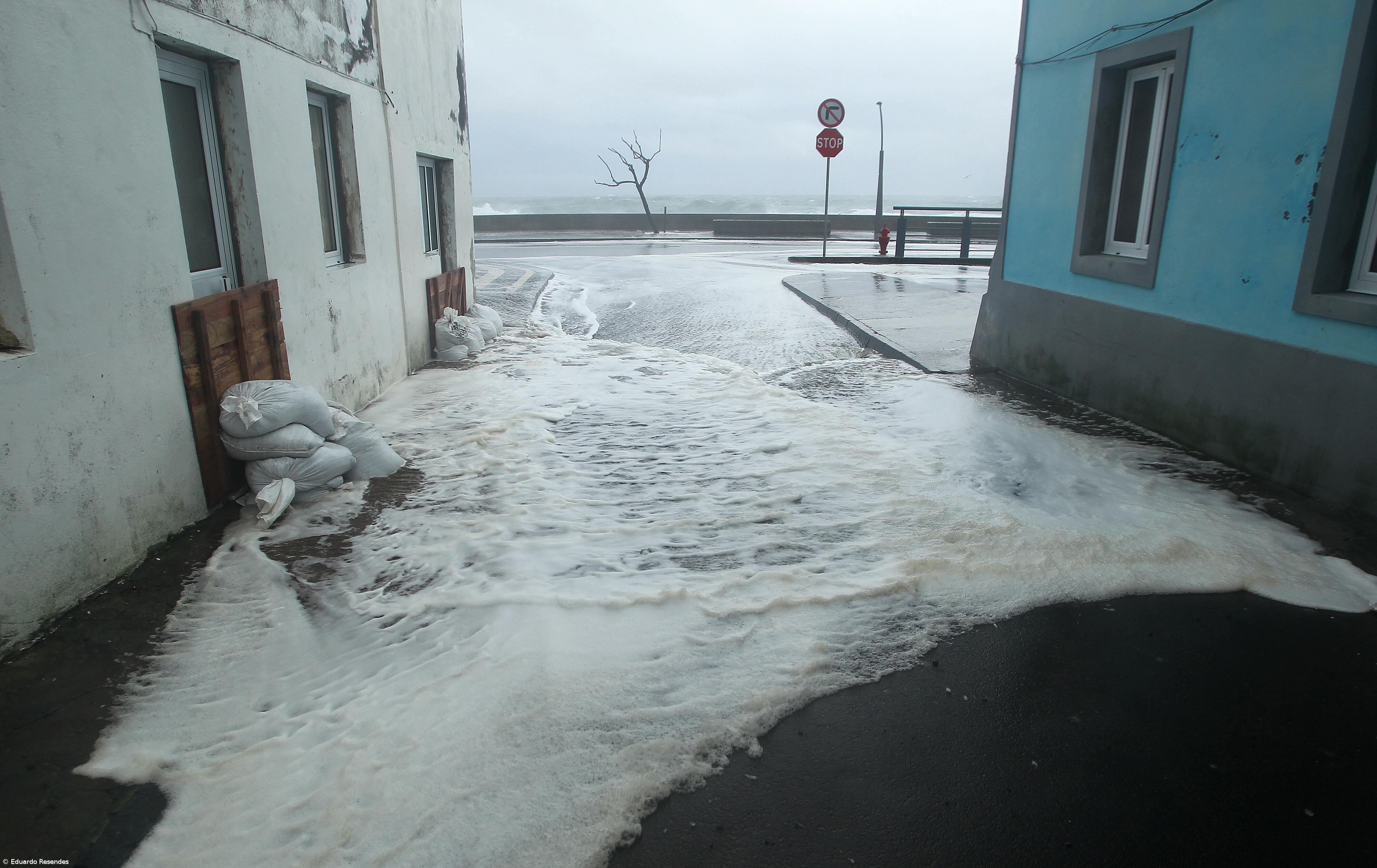 Quatro bacias e três áreas costeiras de São Miguel no mapa de risco de inundação – Imagem 1