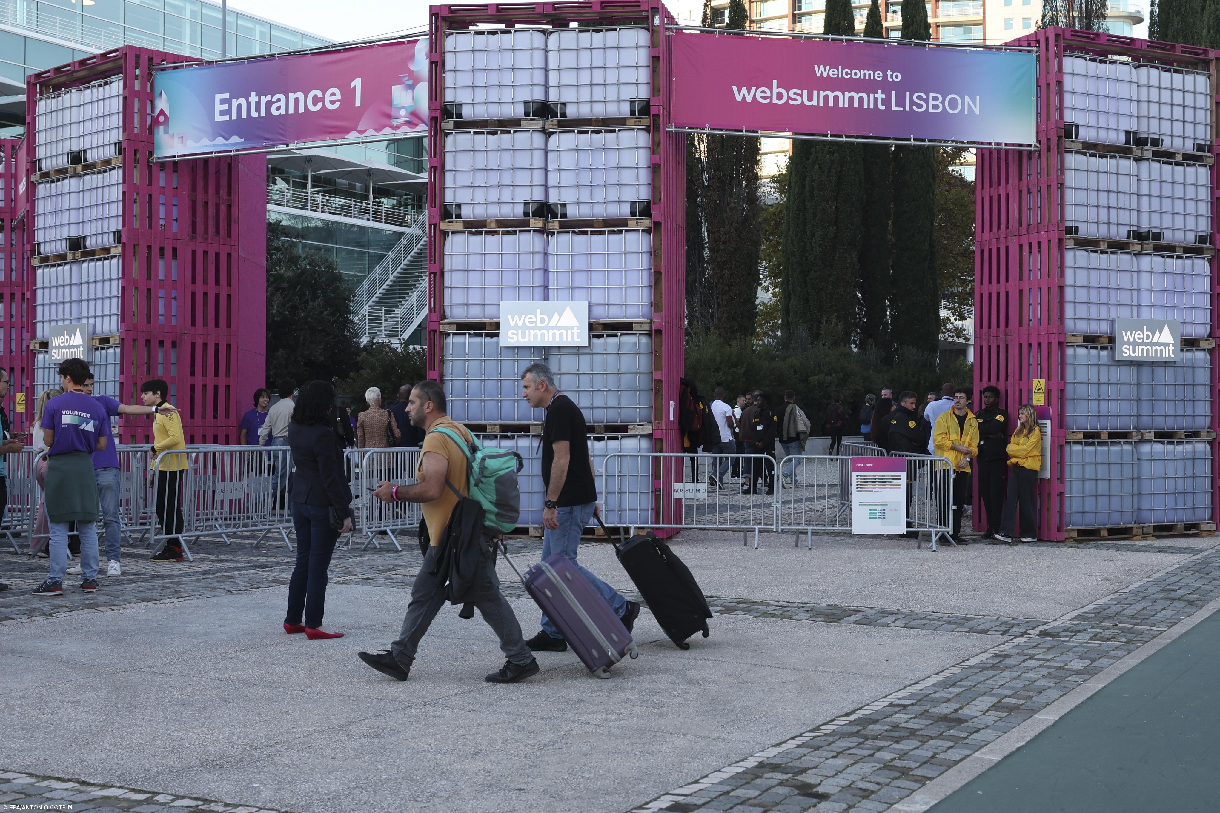 'Cimeira' tecnológica "está oficialmente esgotada" – Imagem 1