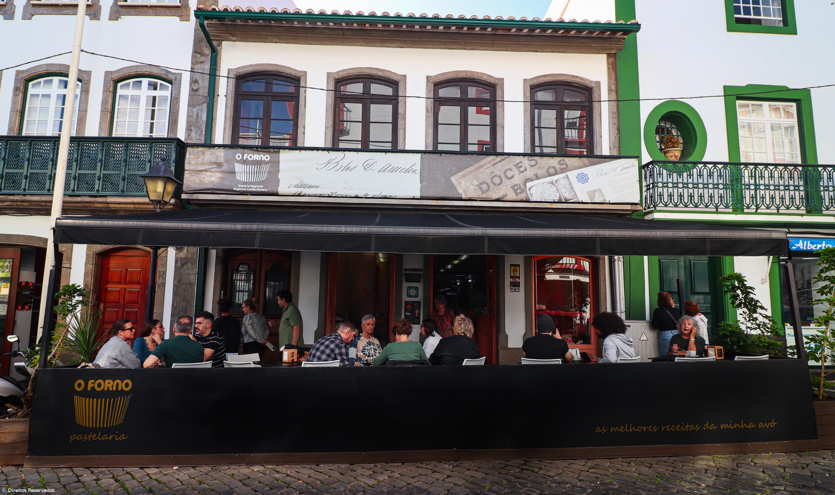 Ana Maria Costa, proprietária da Pastelaria O Forno, há 37 anos – Imagem 2