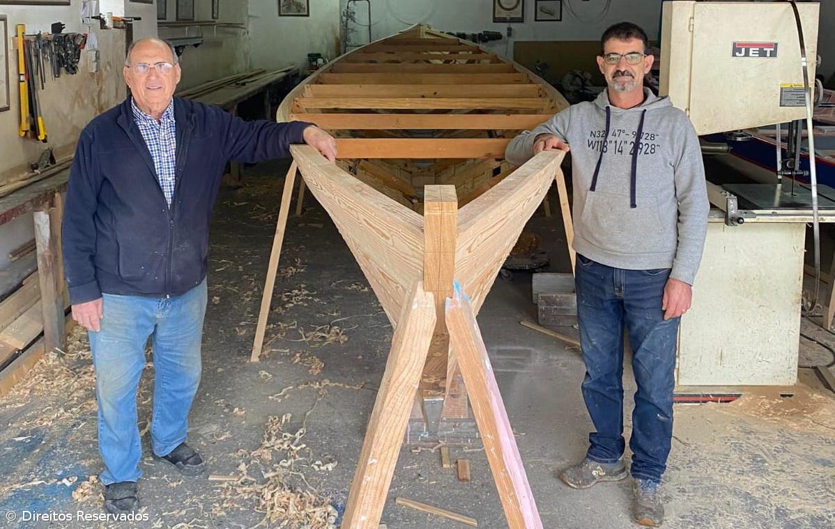 João Silveira Tavares já construiu 29 botes baleeiros e agora um tem o seu nome – Imagem 1