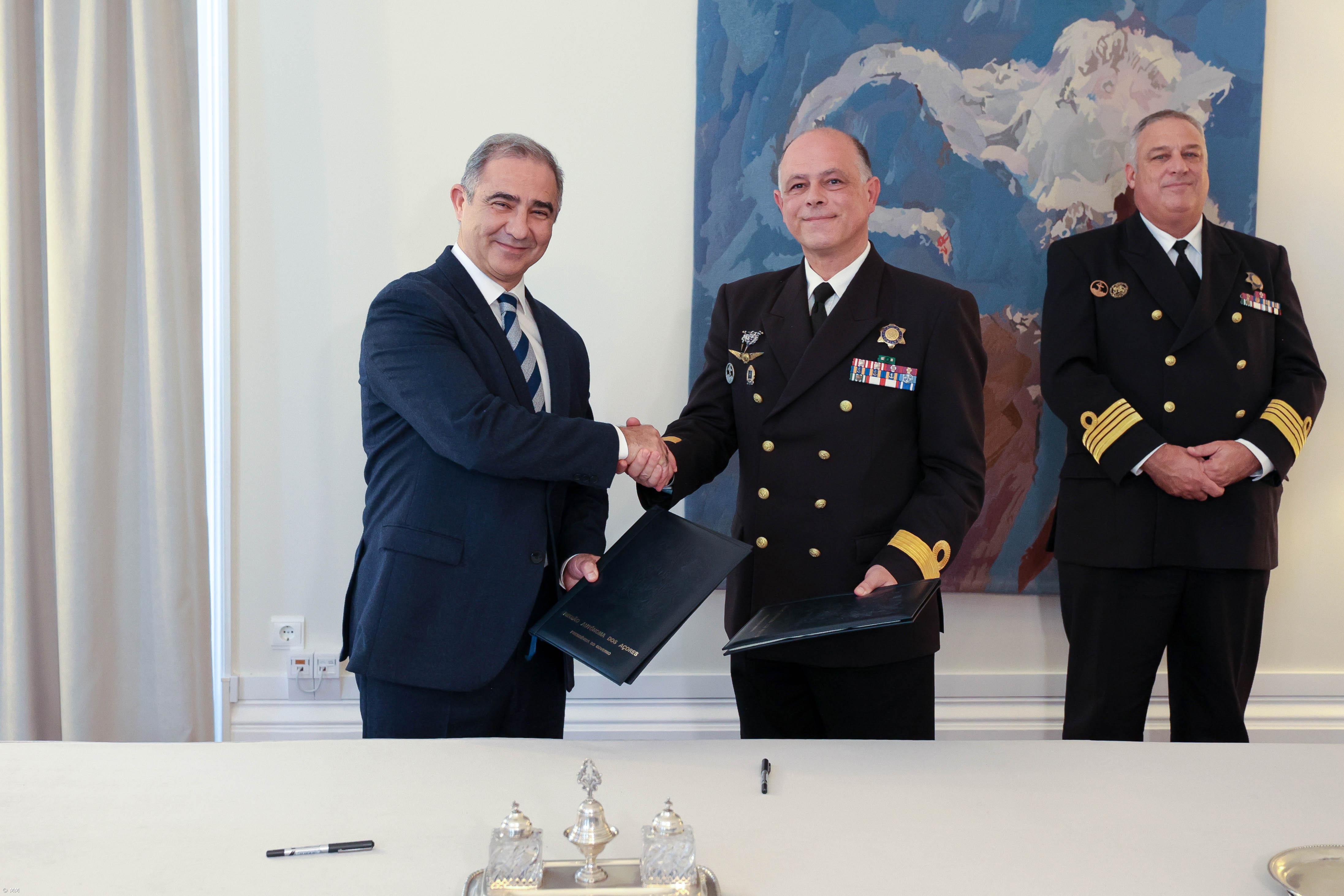 Açores e Marinha com protocolo para aumentar capacidade de fiscalização da pesca – Imagem 1