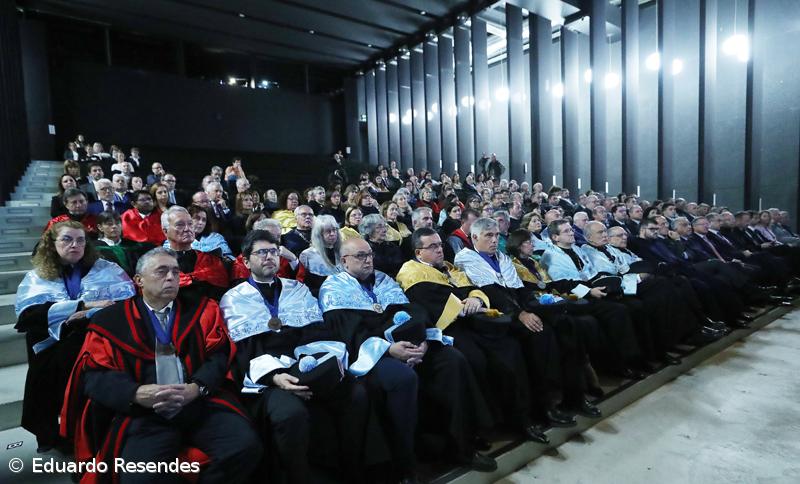 Laborinho Lúcio distinguido pela UAc com Honoris Causa – Imagem 1
