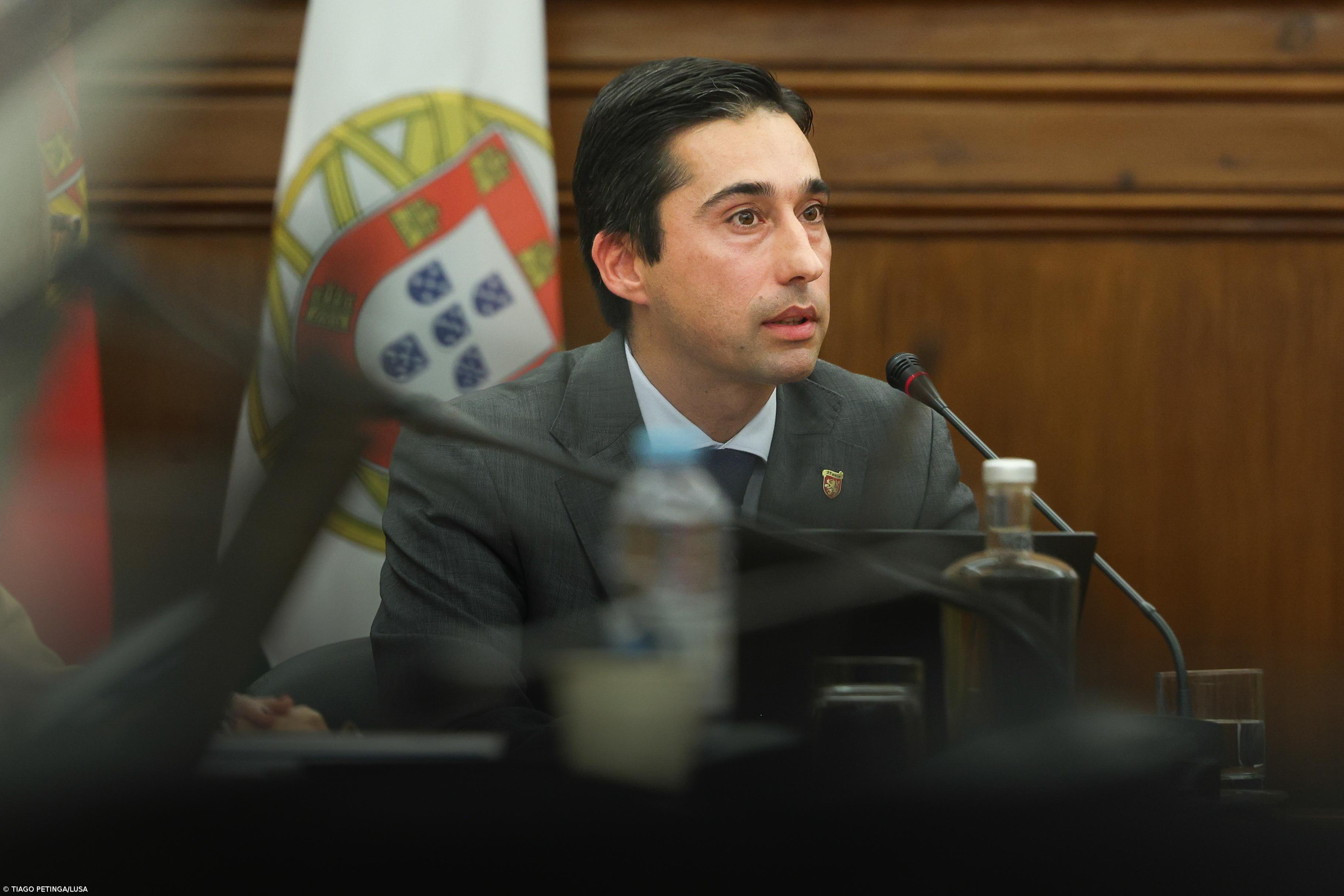 Presidente do INEM diz que socorro pré-hospitalar não é para privatizar – Imagem 1