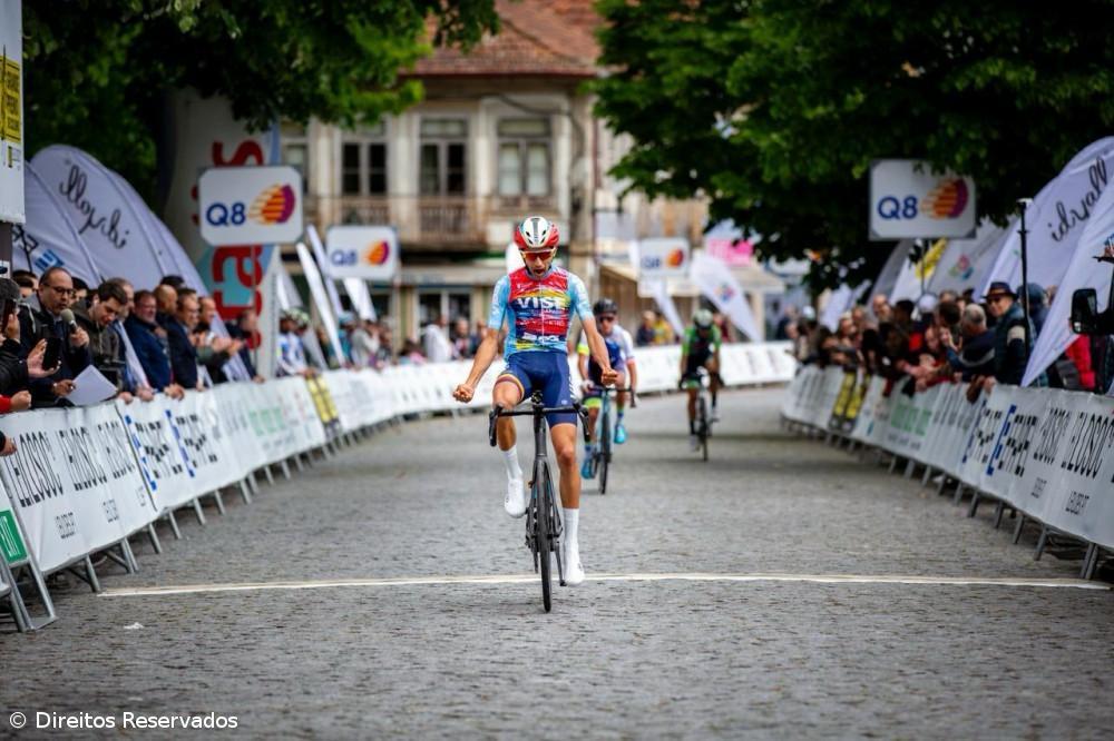Ciclista faialense André Dutra assina contrato profissional com a Sabgal/Anicolor por duas épocas – Imagem 1