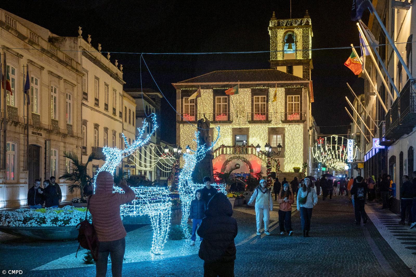 Aumentam gastos das Câmaras com iluminações de Natal – Imagem 1