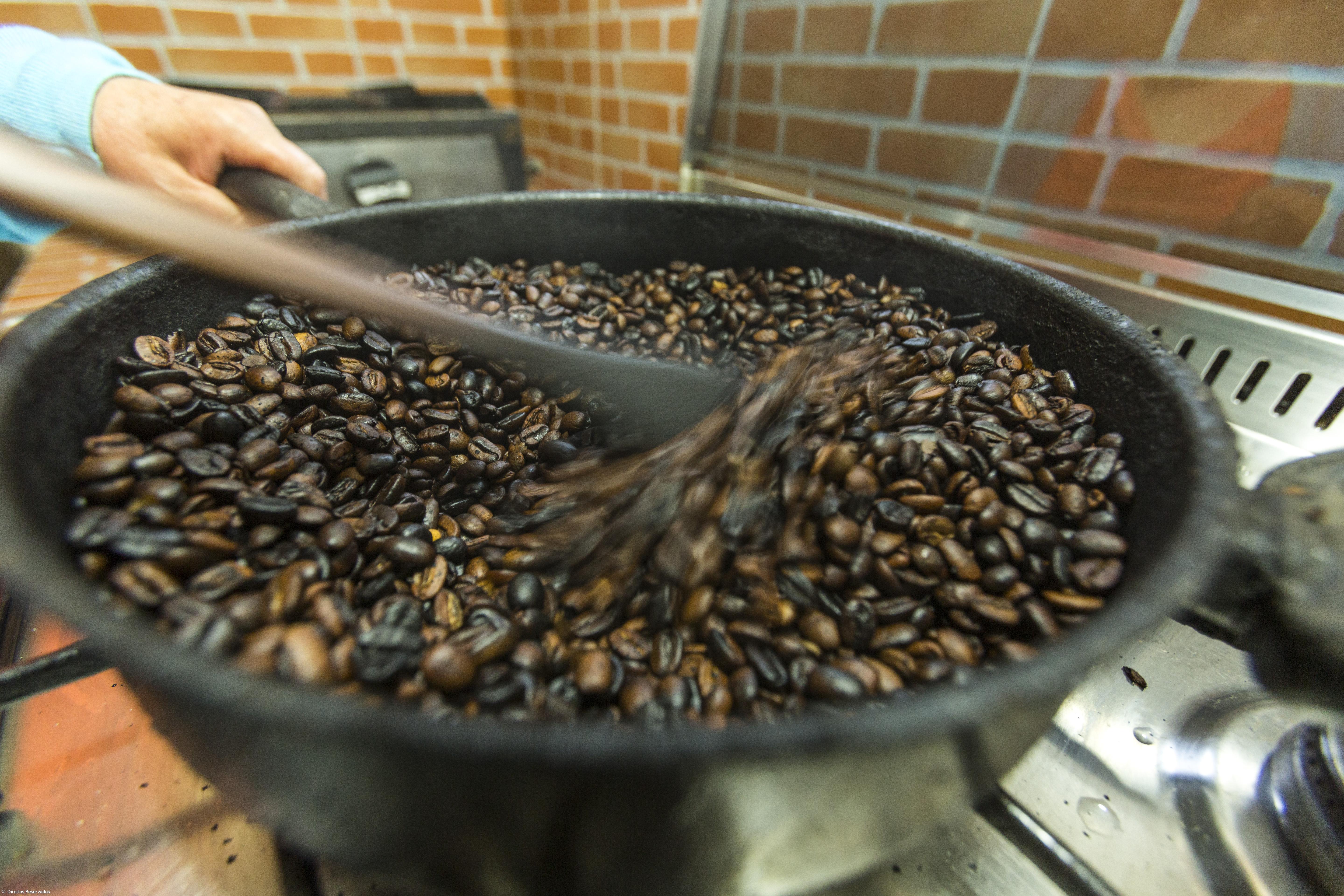 Há quem vá a São Jorge só para beber o Café da Fajã dos Vimes – Imagem 5