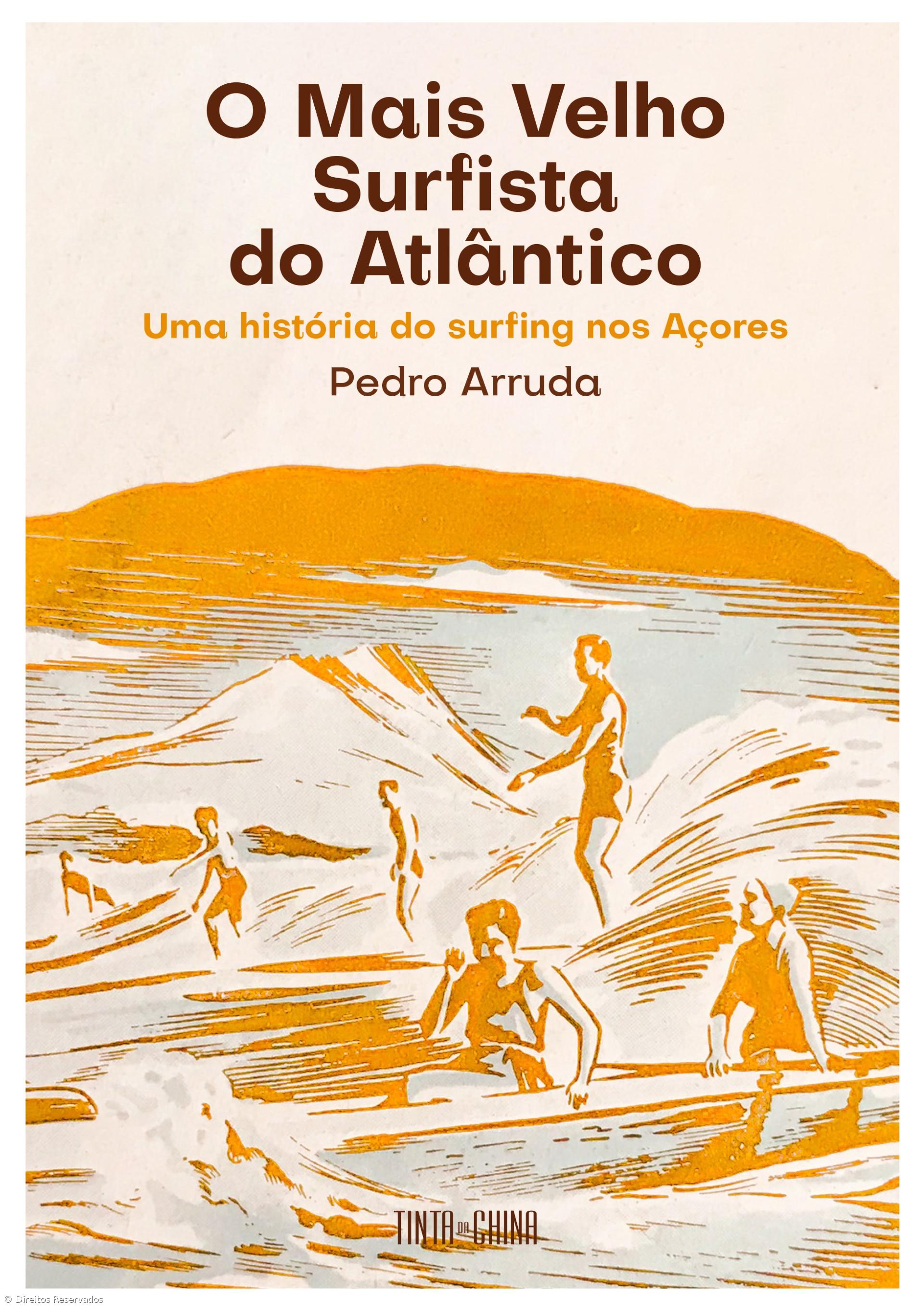 Livro retrata história do surf e relação dos açorianos com o mar  – Imagem 2