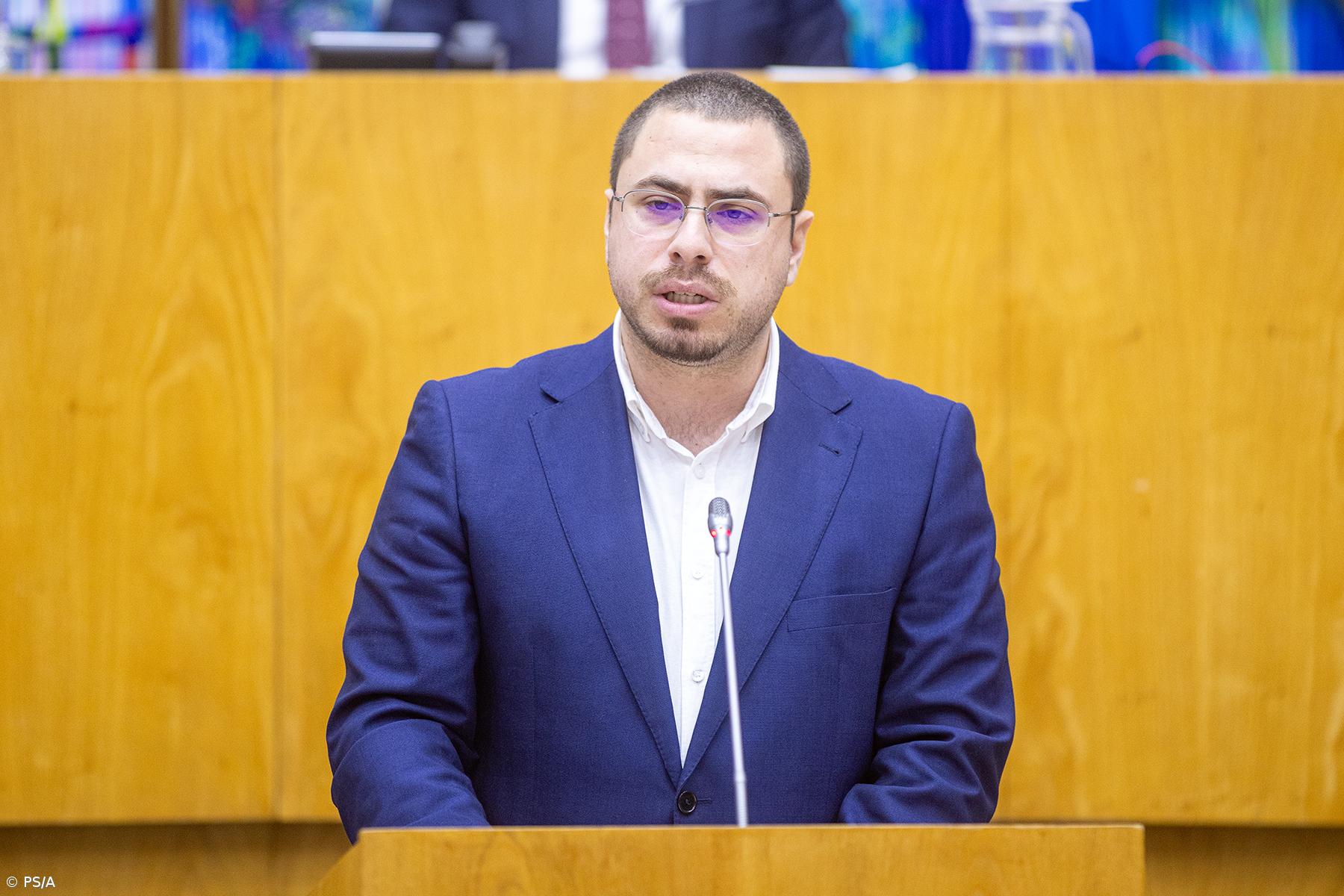 PS/Açores critica “planos vazios” e “promessas adiadas” no combate às dependências – Imagem 1