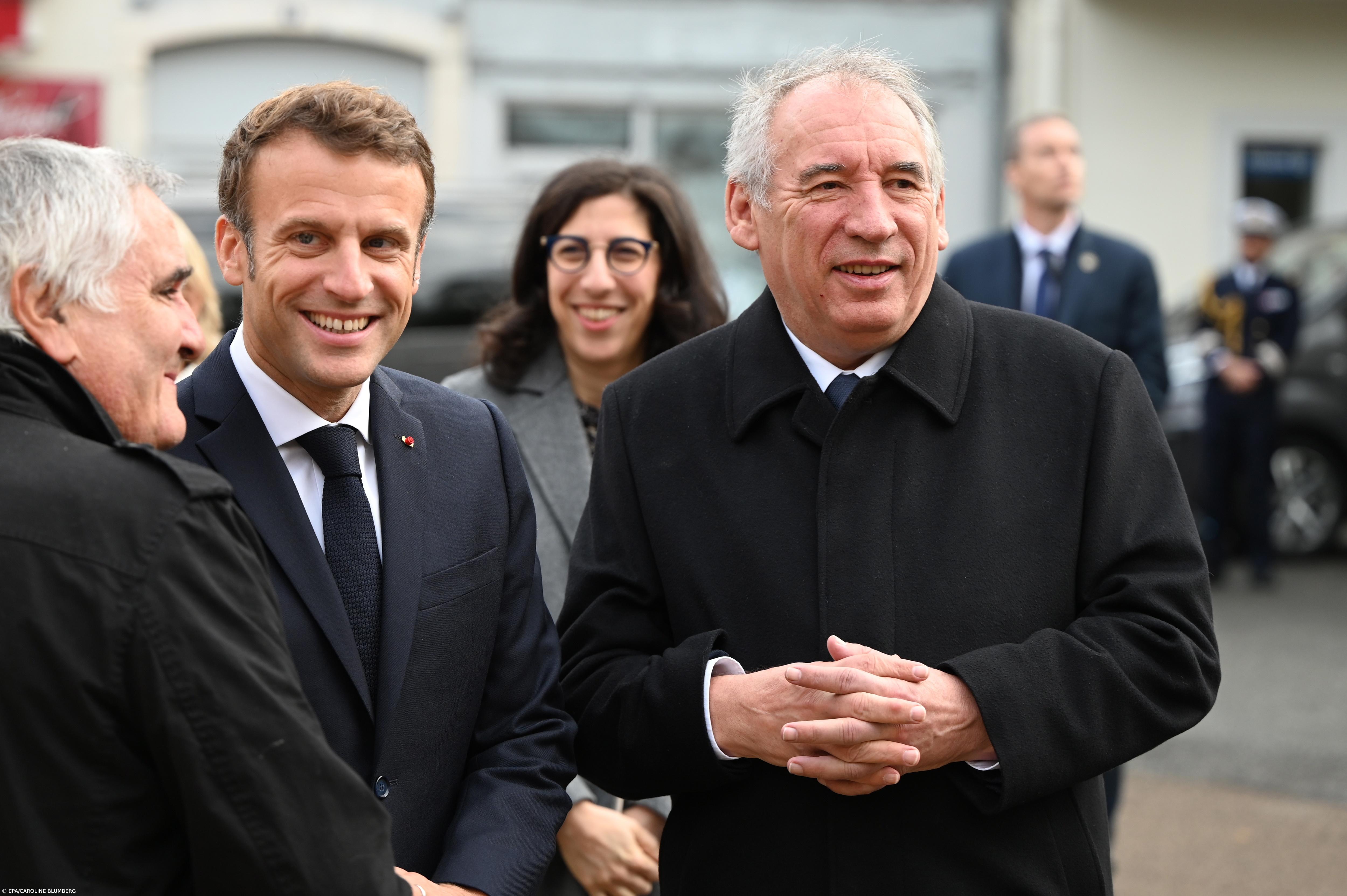 Dois ex-PM no novo executivo de Bayrou – Imagem 1